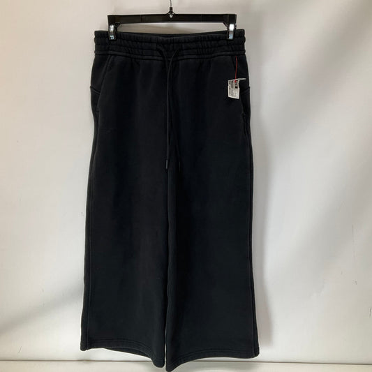 Athletic Capris By Lululemon In Black, Size: 4