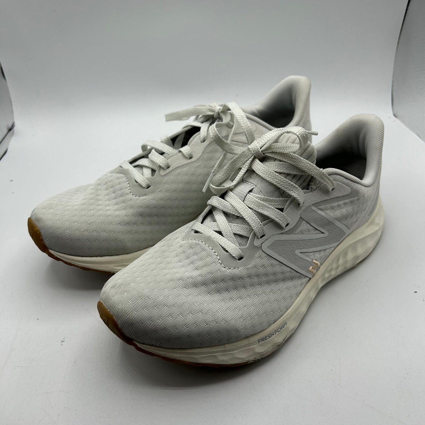 Shoes Athletic By New Balance In Grey, Size: 7.5