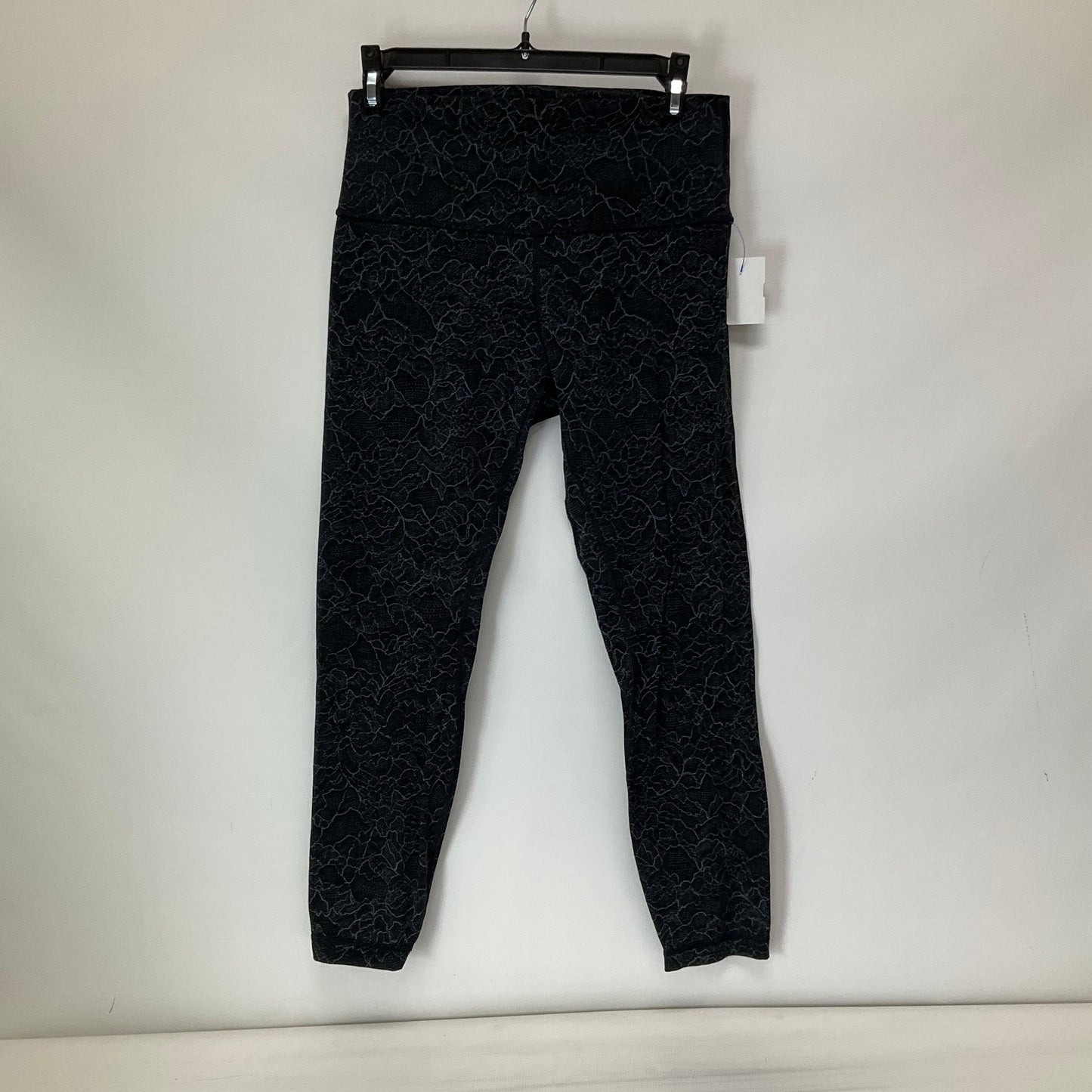 Athletic Leggings Capris By Lululemon  Size: 8