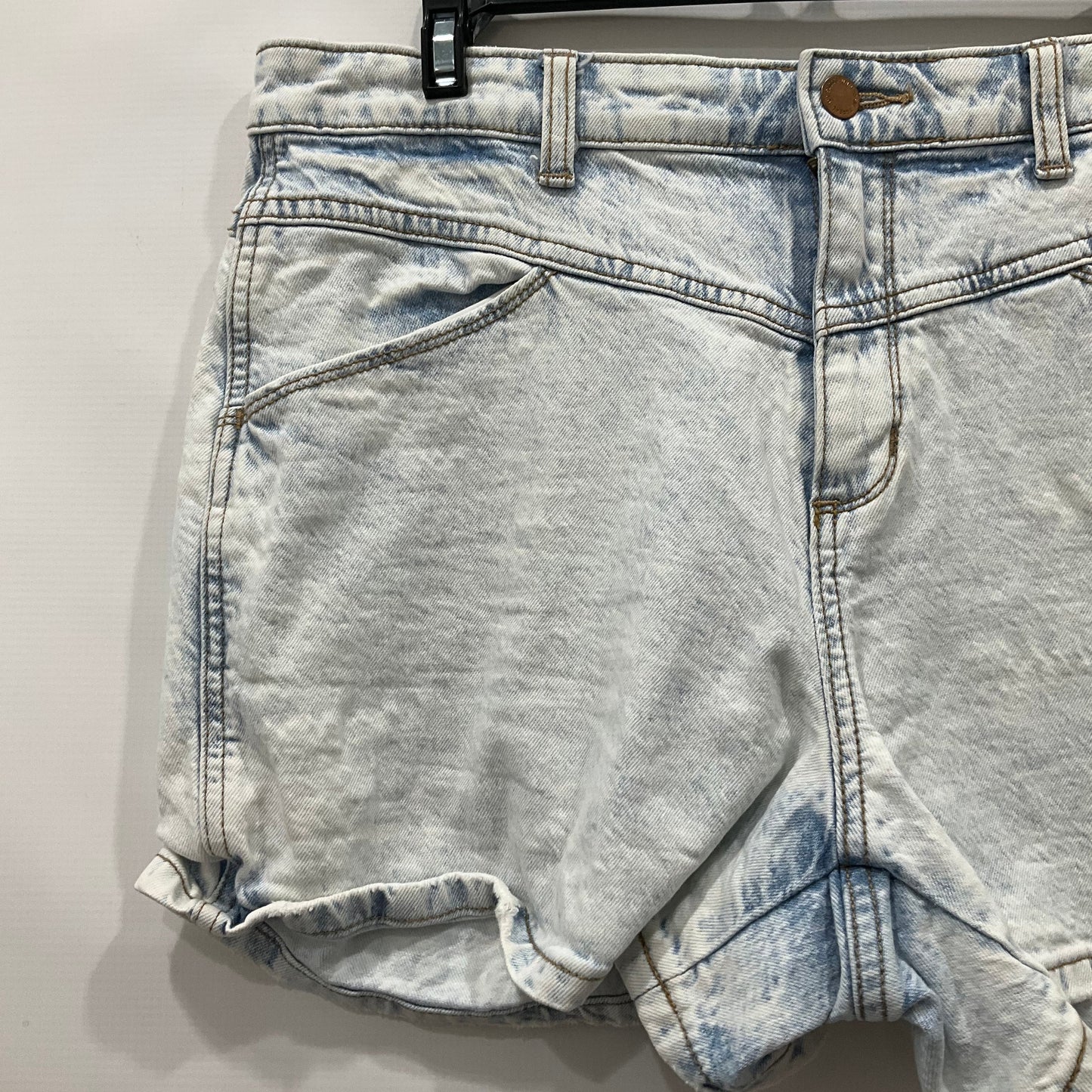 Denim Shorts Universal Thread, Size 12