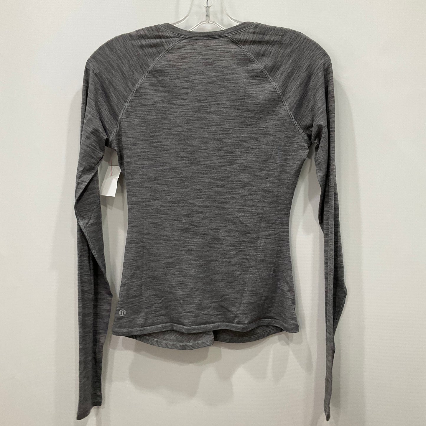 Athletic Top Long Sleeve Crewneck By Lululemon In Grey, Size: 4