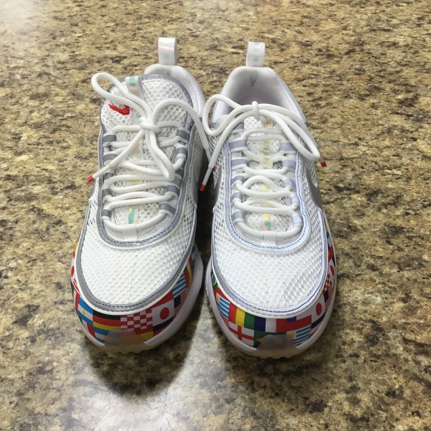 Shoes Sneakers By Nike In Multi-colored, Size: 7