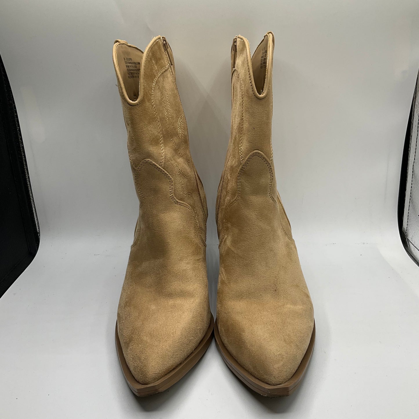 Boots Western By Universal Thread In Tan, Size: 9.5