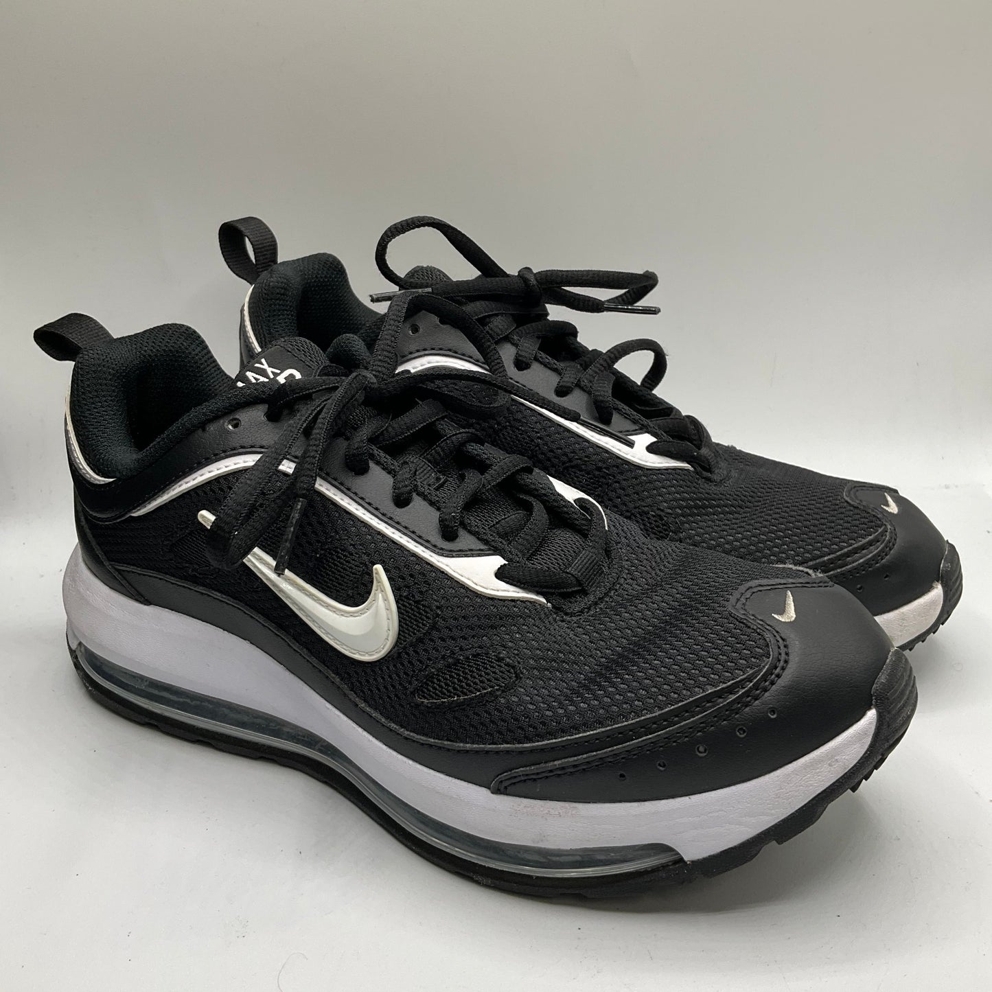 Shoes Athletic By Nike In Black, Size: 9