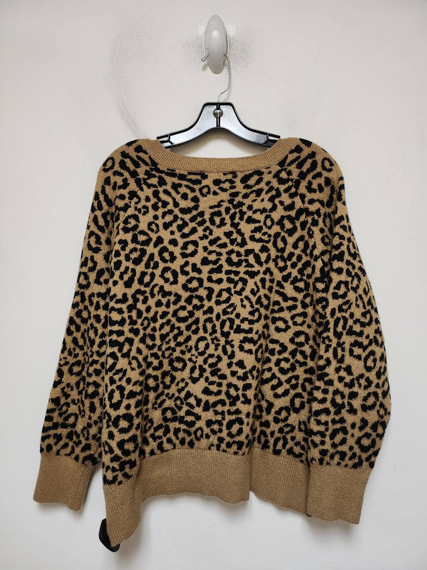 Sweater By Old Navy In Animal Print, Size: L