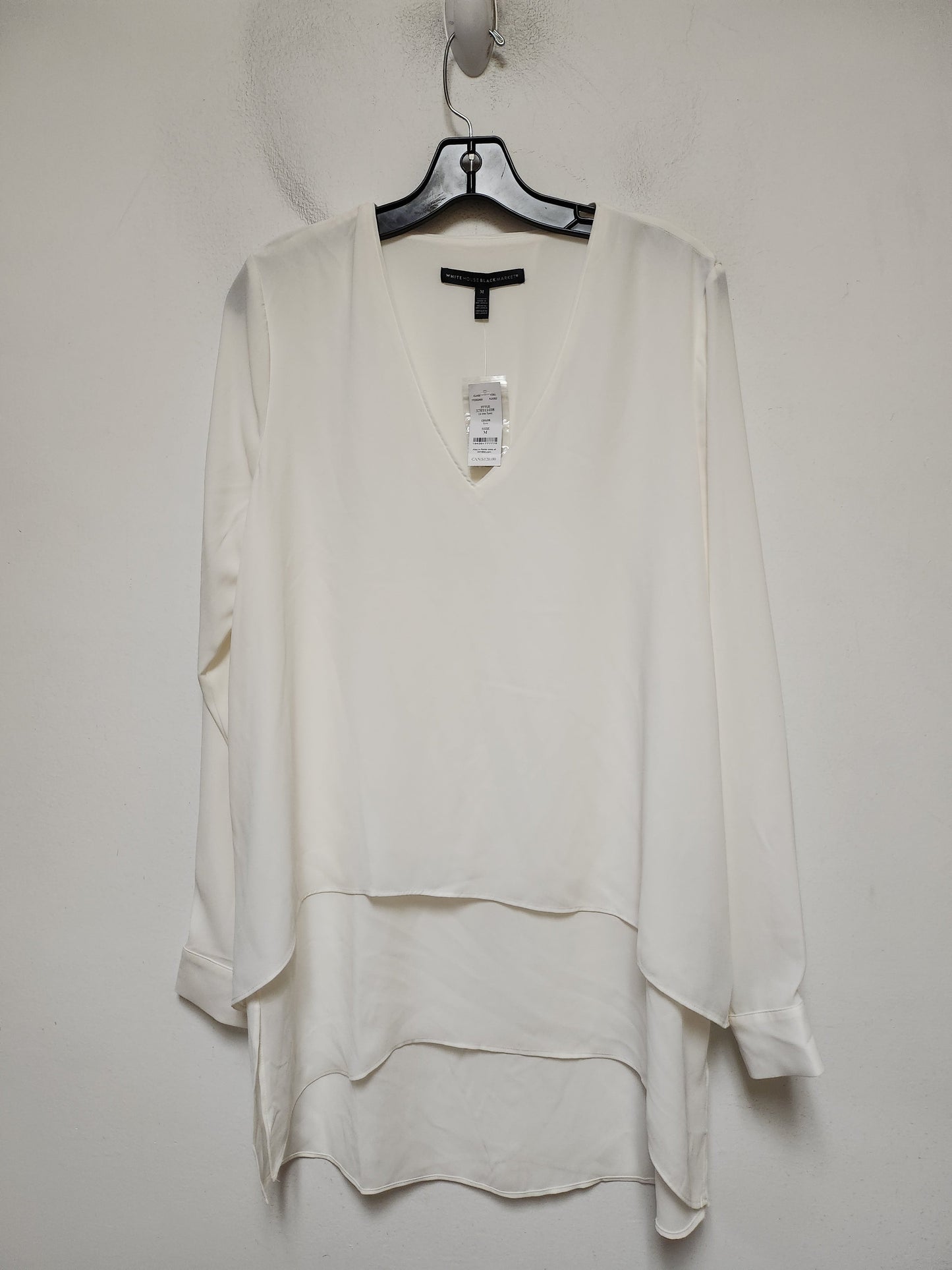 Top Long Sleeve By White House Black Market In Cream, Size: M