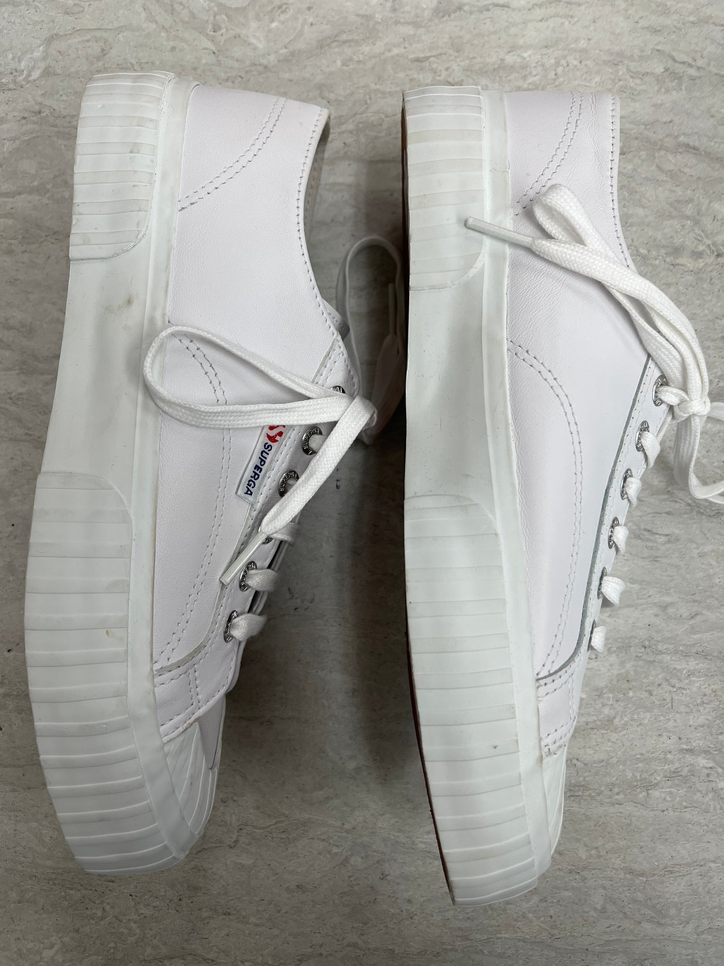 Shoes Sneakers By Superga In White, Size: 6.5