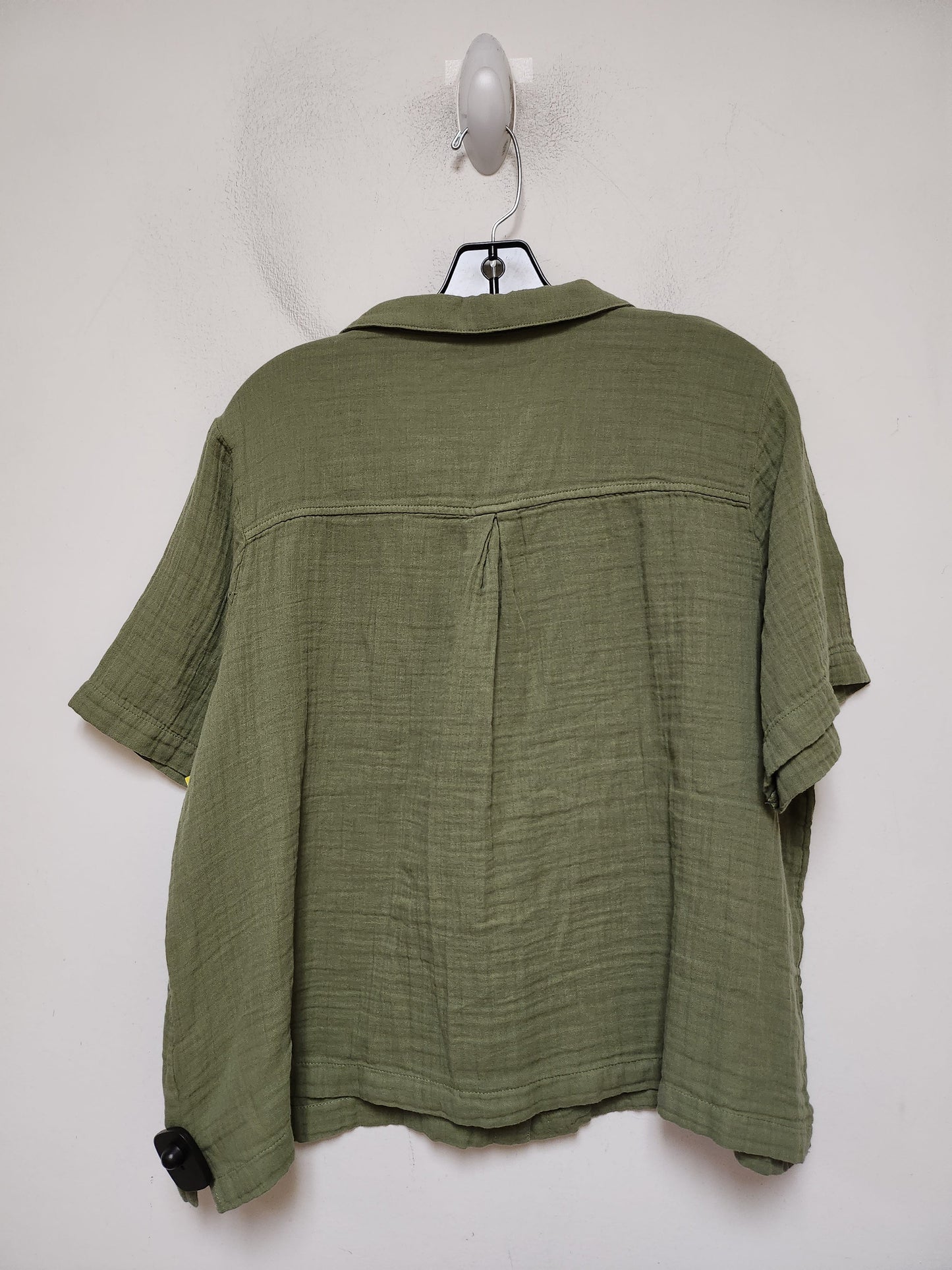 Top Short Sleeve By Old Navy In Green, Size: L