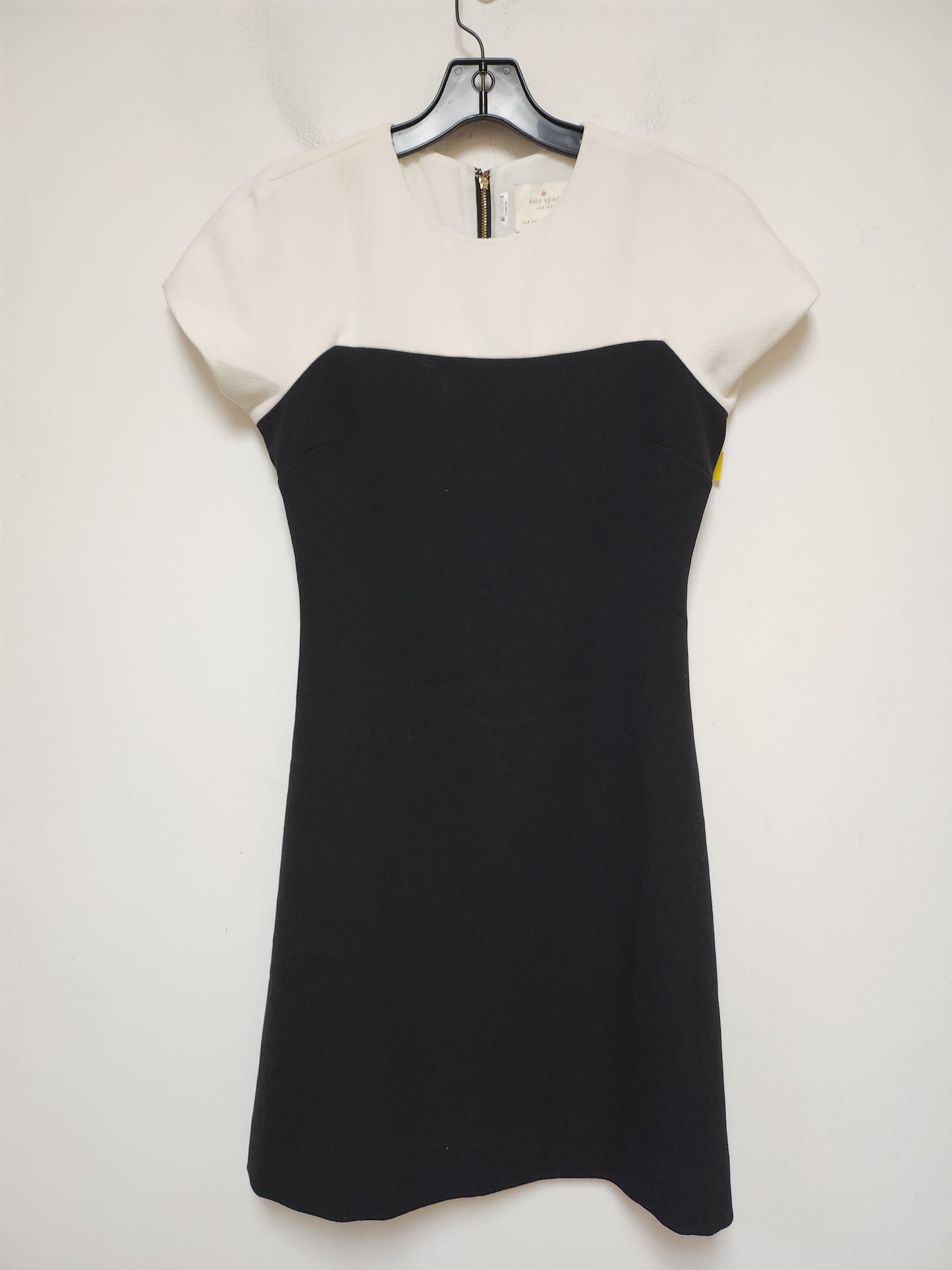 Dress Designer By Kate Spade In Black & White, Size: Xs