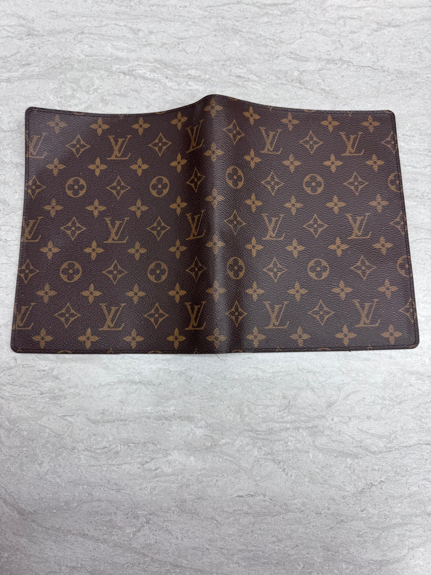 Wallet By Louis Vuitton  Size: Large