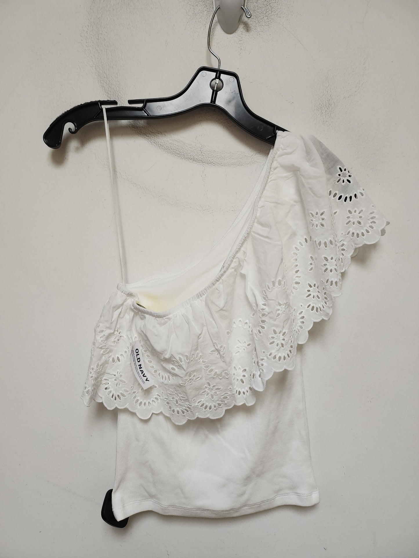 Top Sleeveless By Old Navy In White, Size: Xs