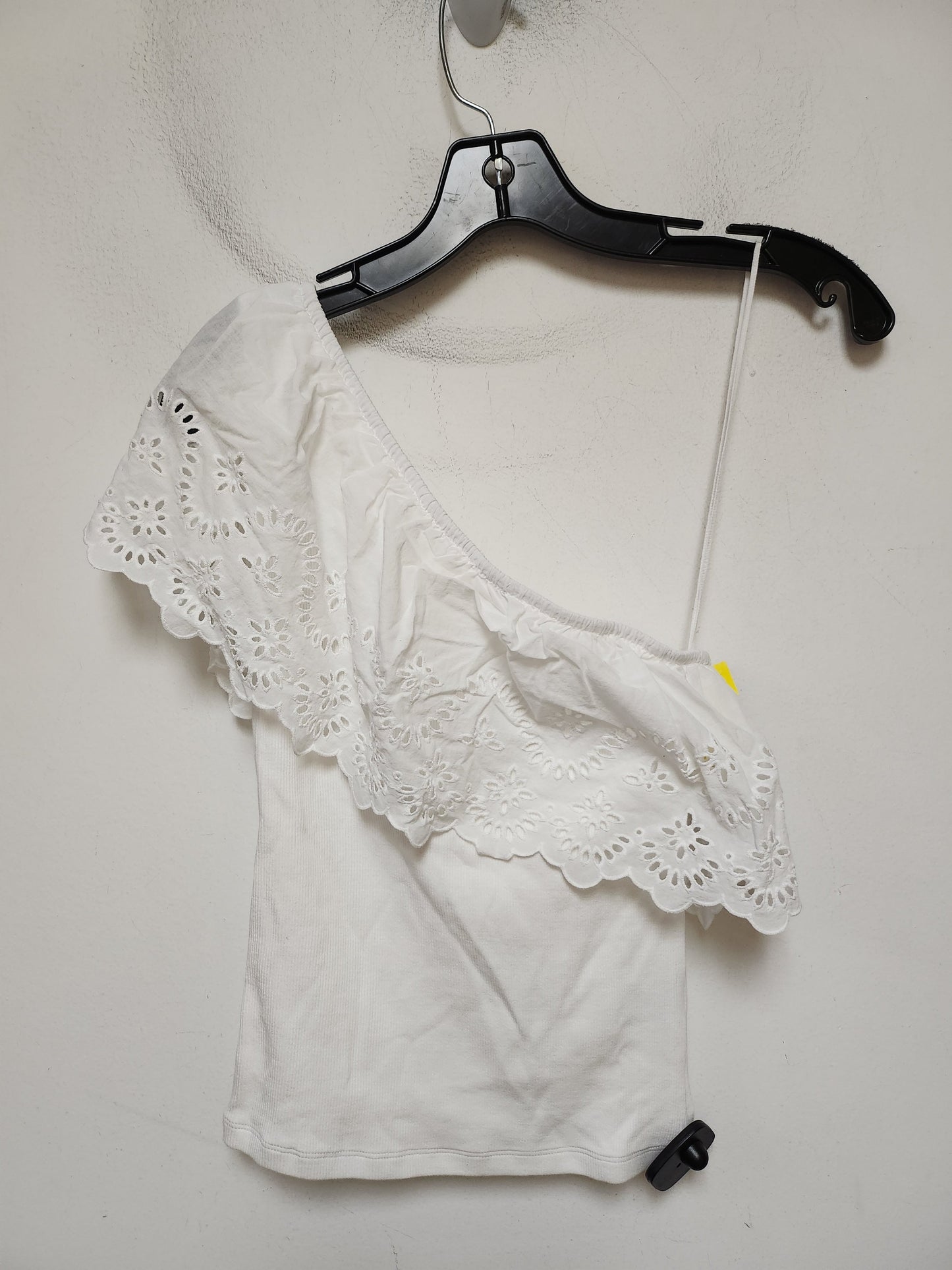 Top Sleeveless By Old Navy In White, Size: Xs