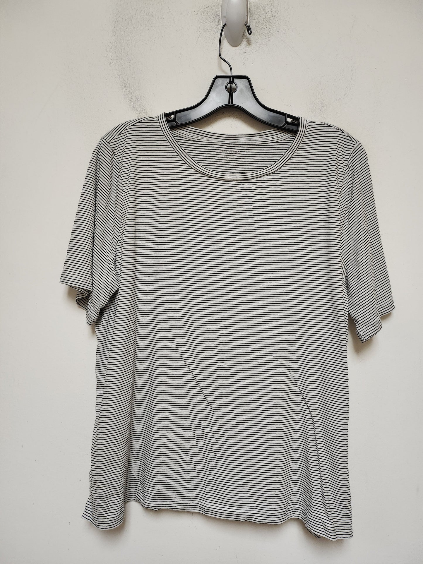 Top Short Sleeve Basic By Eileen Fisher In Striped Pattern, Size: L