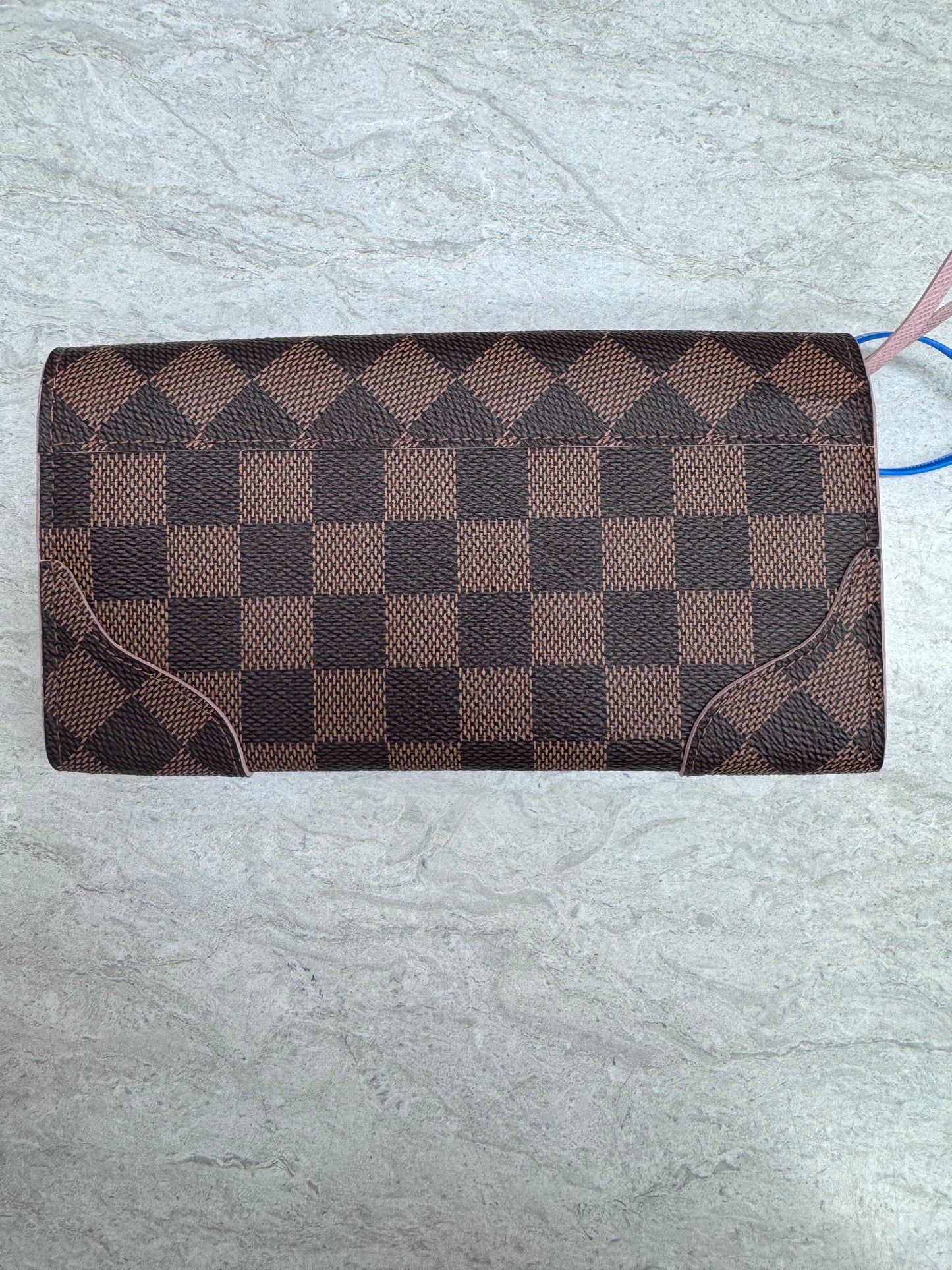 Wallet Luxury Designer By Louis Vuitton, Size: Medium