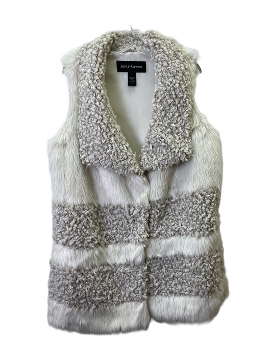 Vest Faux Fur & Sherpa By Ashley Stewart In Beige, Size: 14p