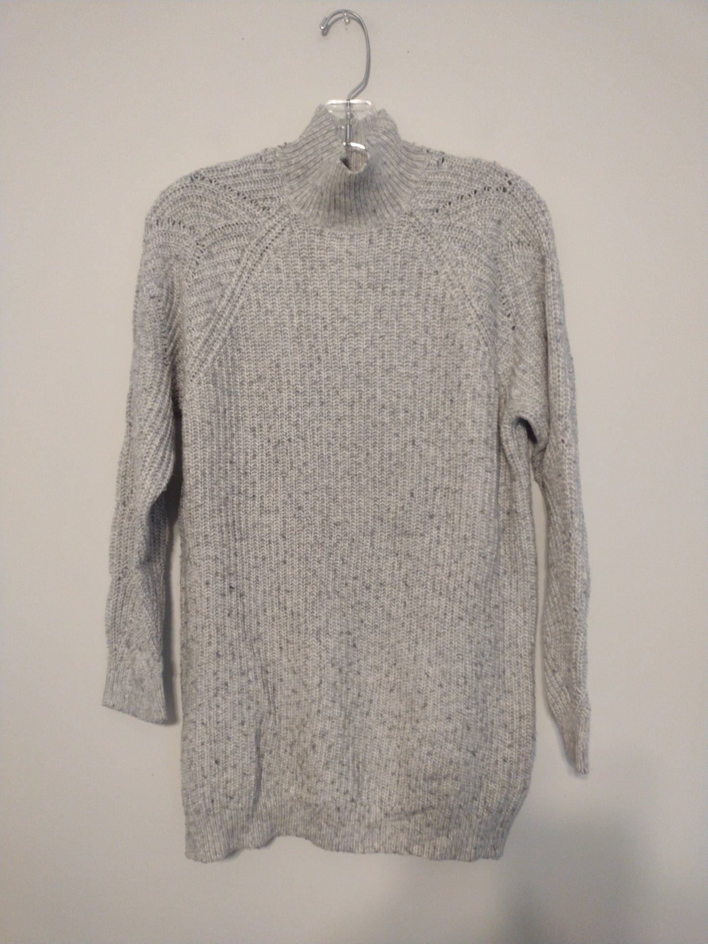 Sweater By American Eagle  Size: M