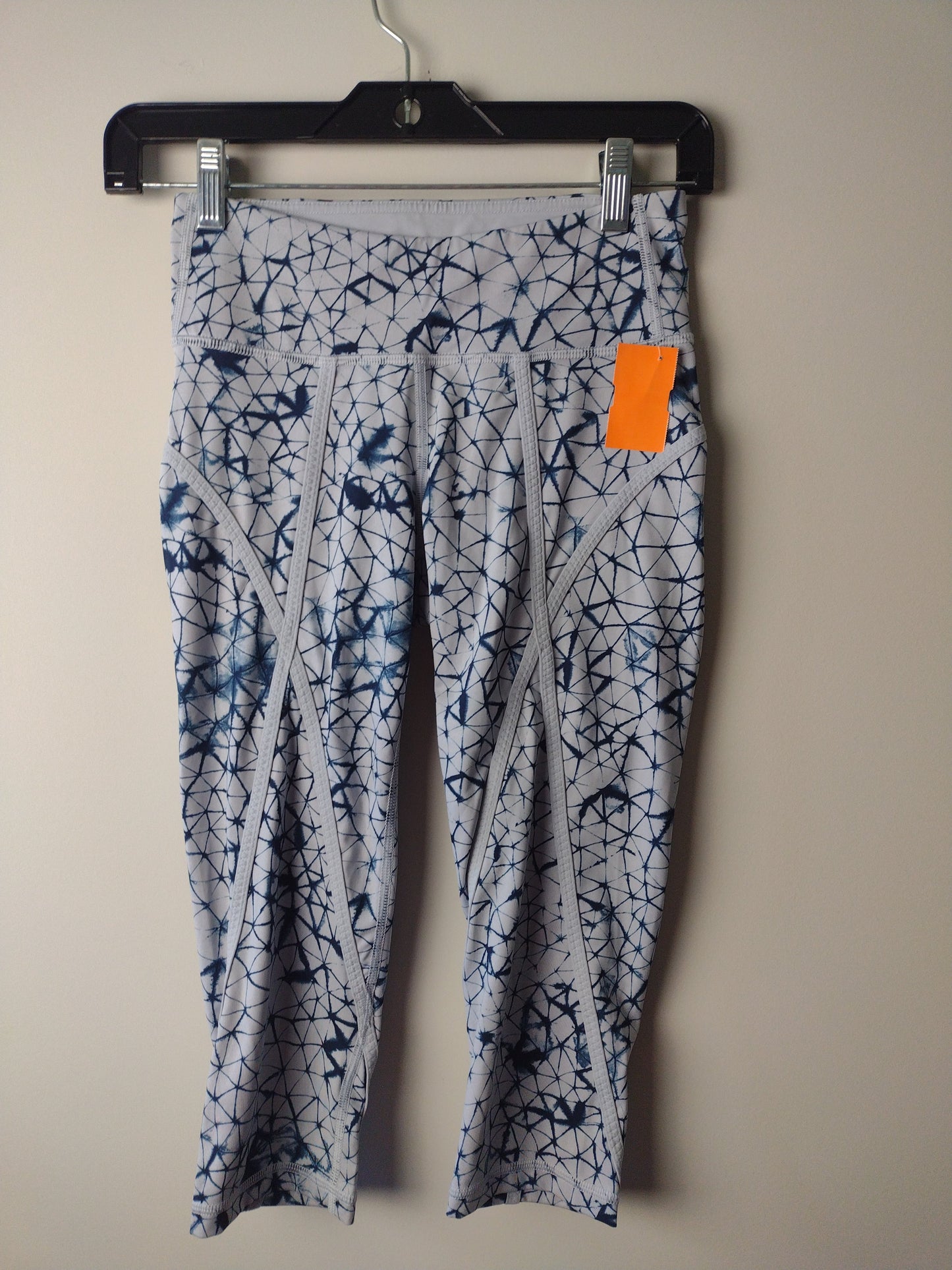 Athletic Leggings Capris By Lululemon  Size: 4