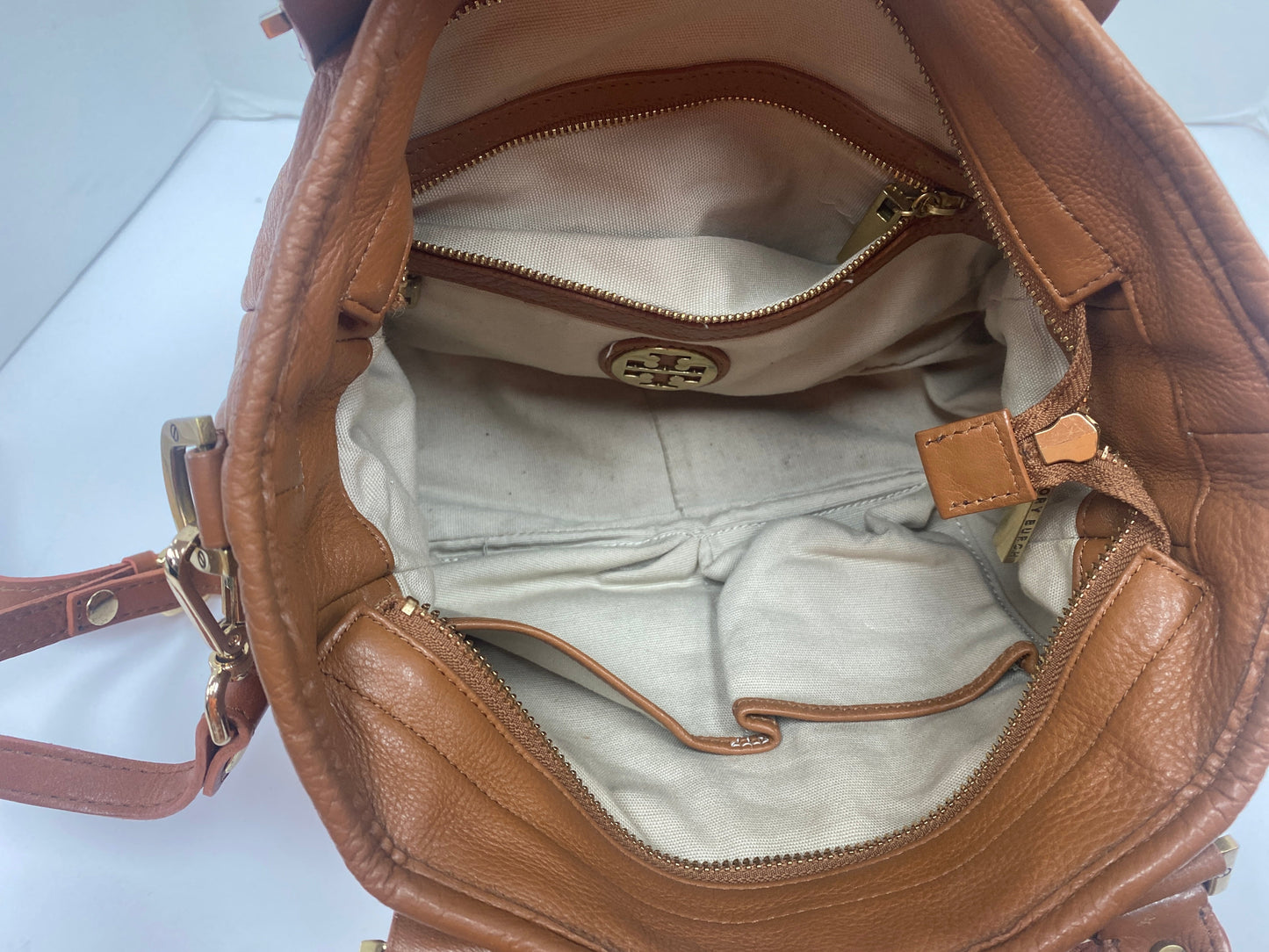 Crossbody Designer By Tory Burch  Size: Medium