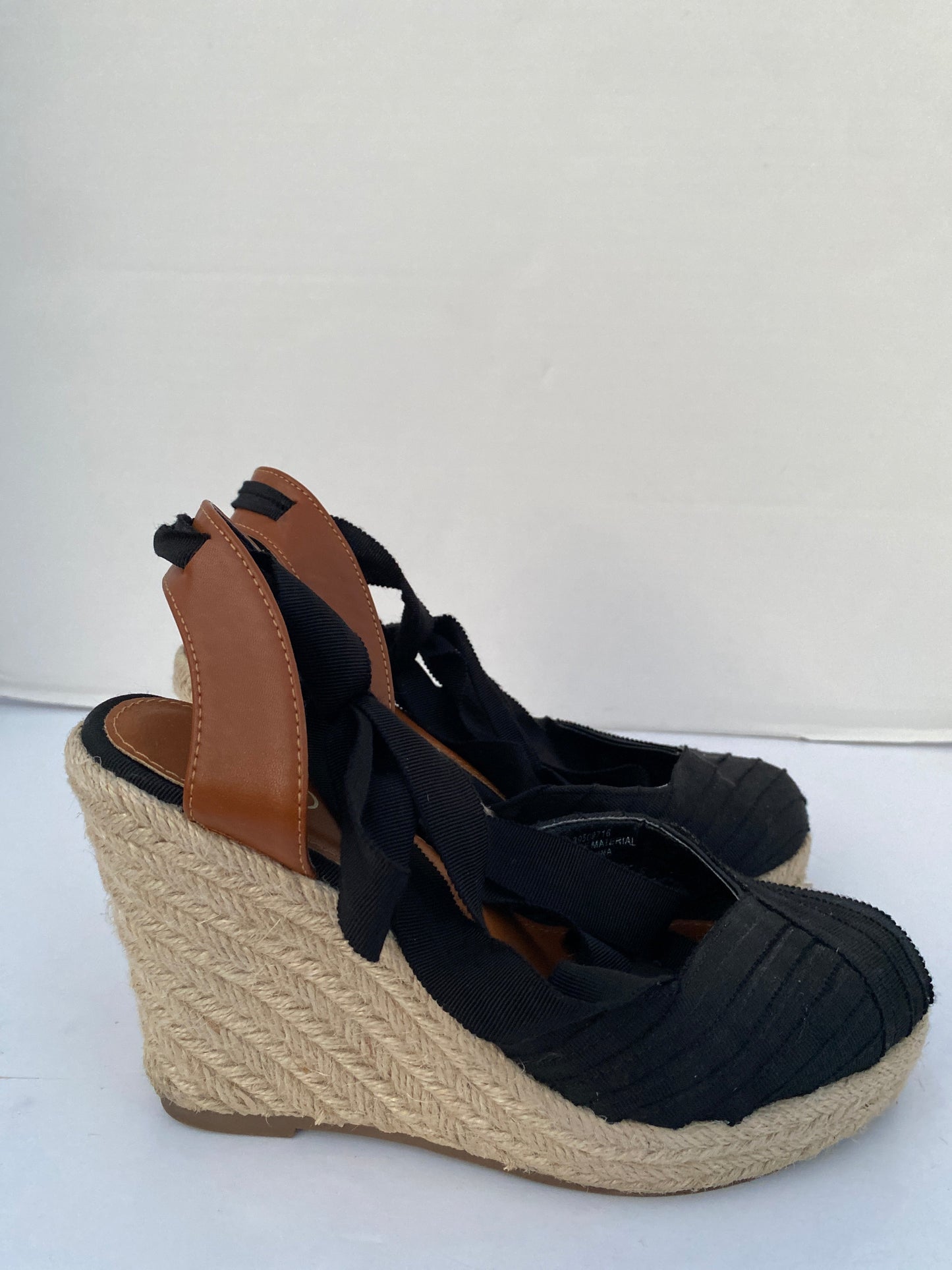 Black Shoes Heels Block Cato, Size 6