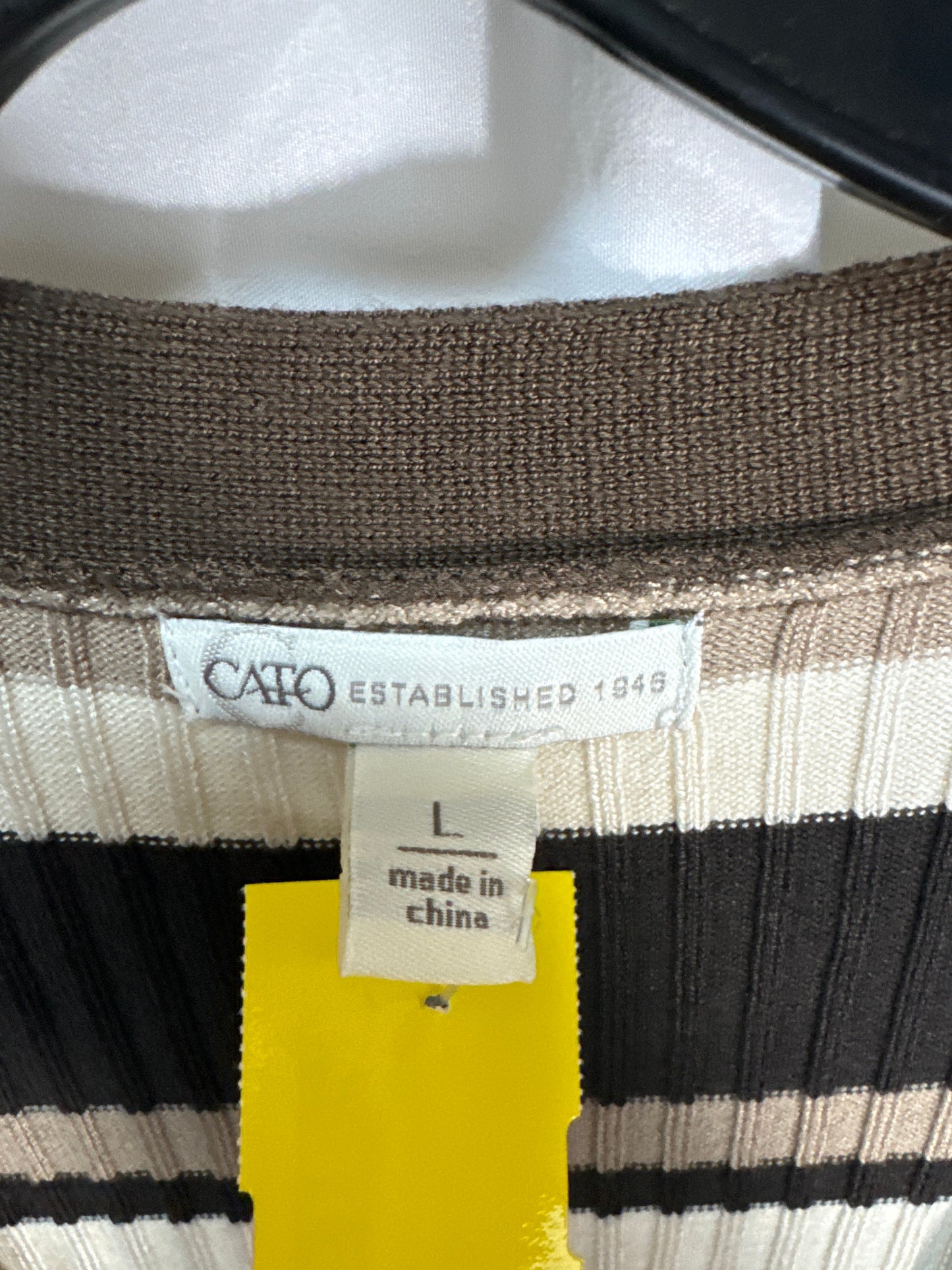 Cardigan By Cato In Tan, Size: L