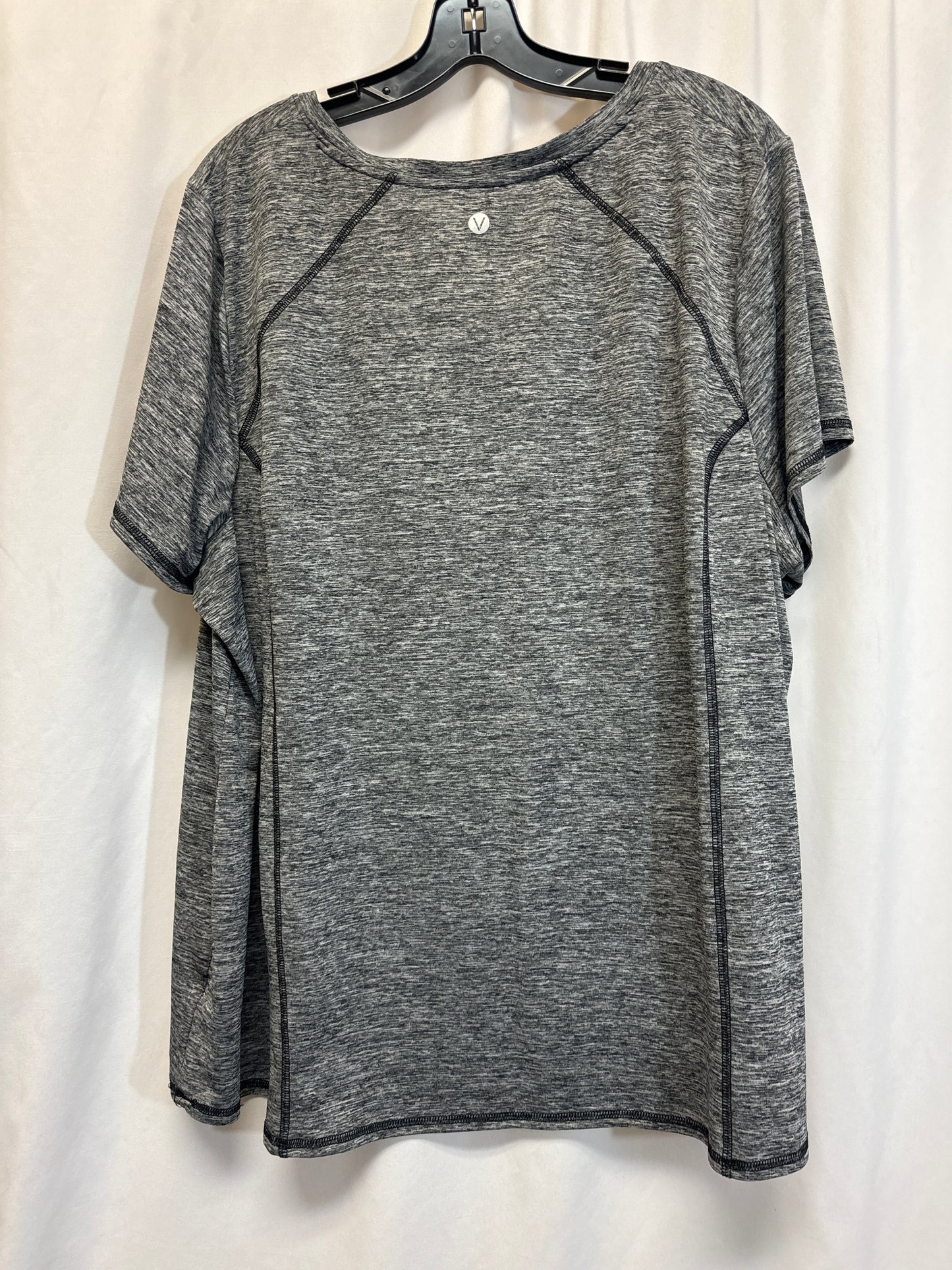 Athletic Top Short Sleeve By Lane Bryant In Grey, Size: 4x