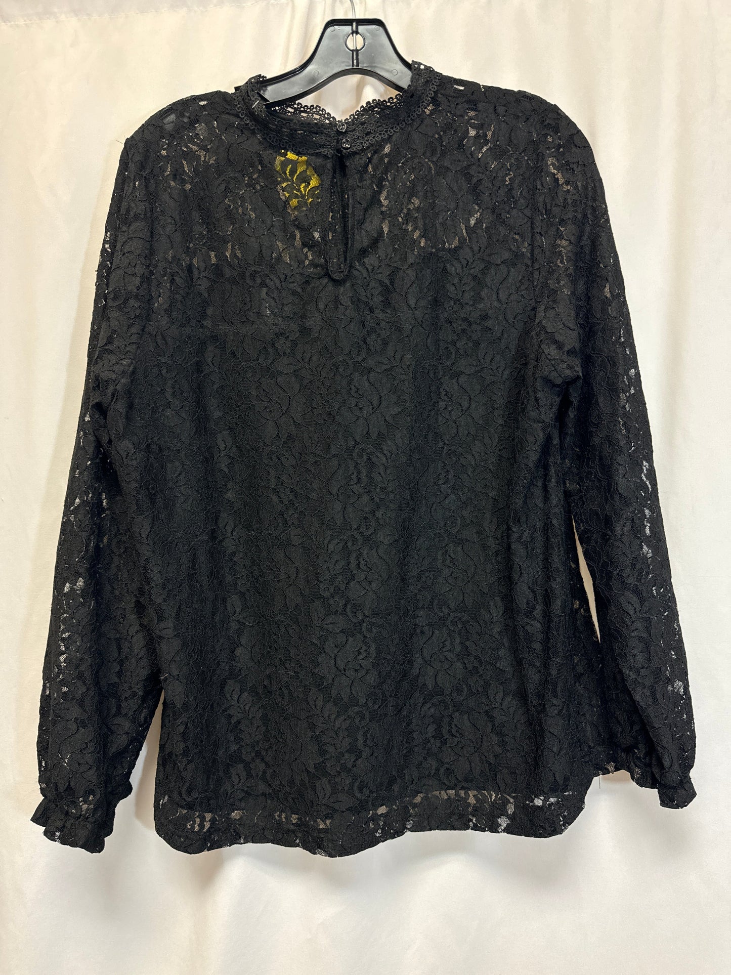 Top Long Sleeve By Cable And Gauge In Black, Size: 1x