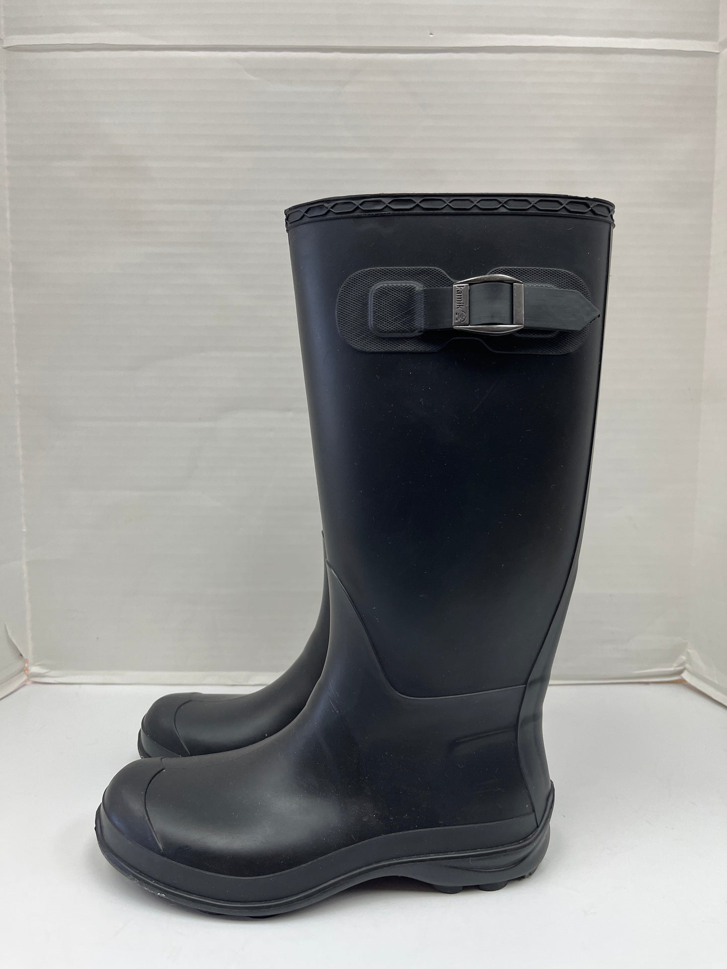 Boots Rain By Kamik  Size: 6