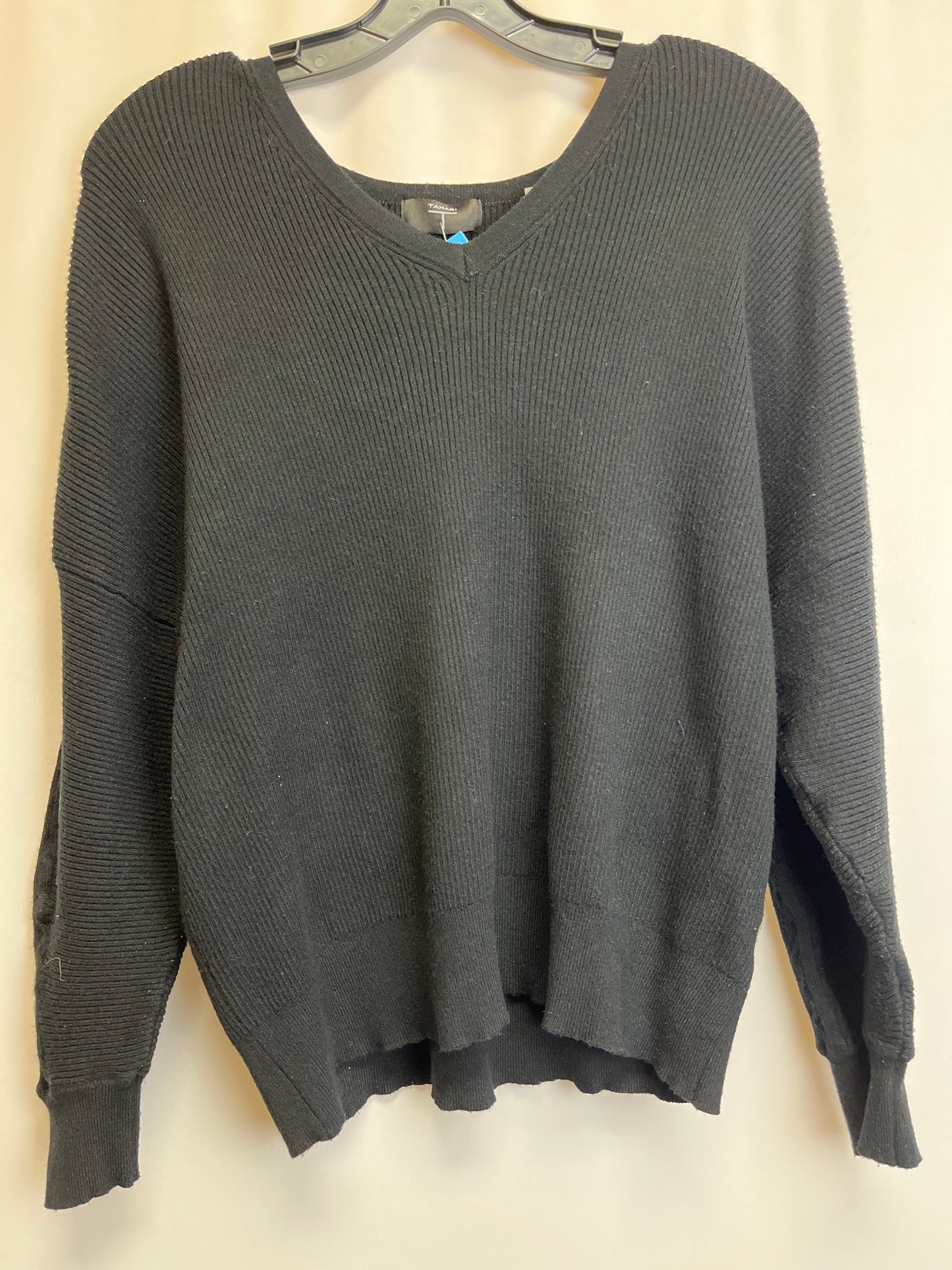 Sweater By Tahari  Size: Xl