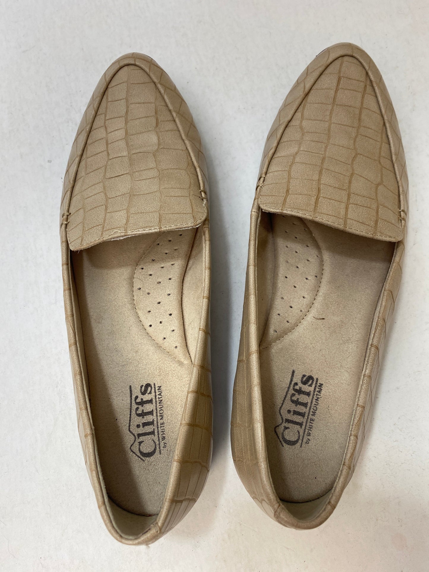 Shoes Flats By Clothes Mentor In Tan, Size: 8.5