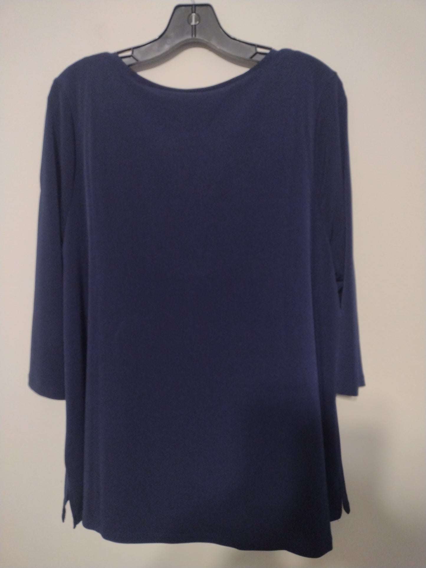 Top 3/4 Sleeve By Tahari  Size: 1x