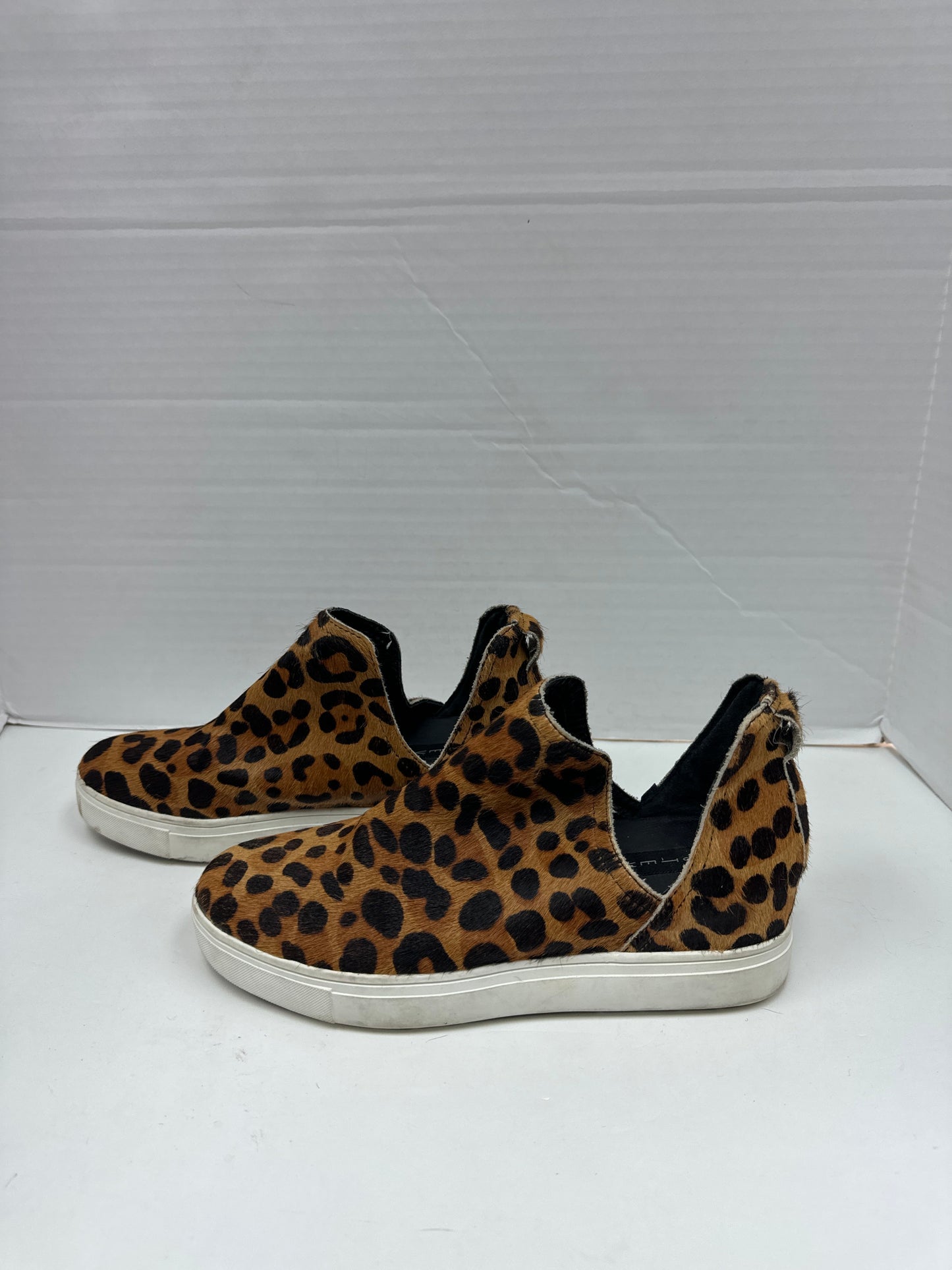 Shoes Sneakers By Steve Madden  Size: 7