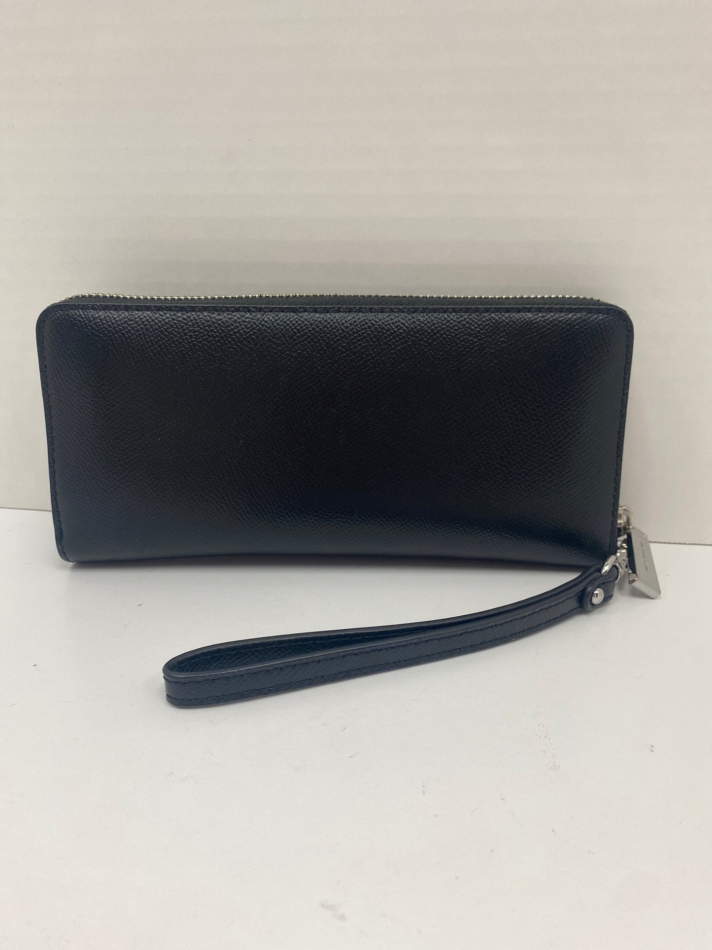 Wallet Designer By Michael Kors  Size: Large