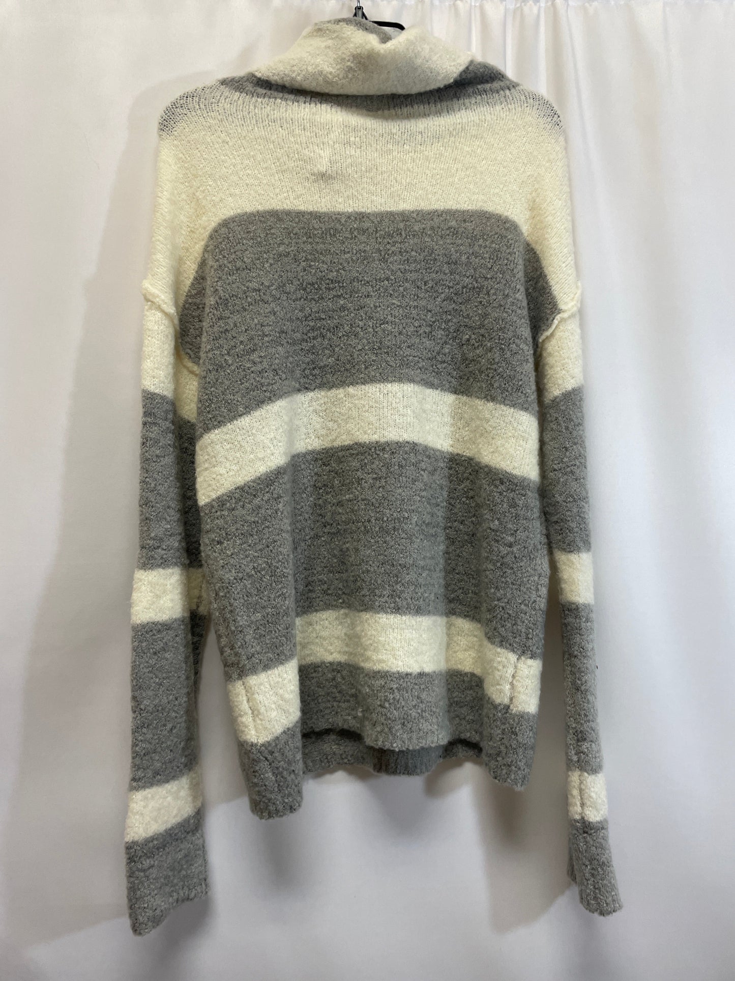 Grey Sweater Altard State, Size L