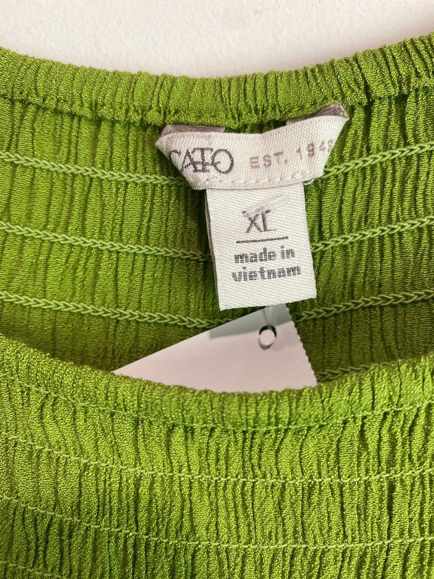 Top 3/4 Sleeve By Cato In Green, Size: Xl