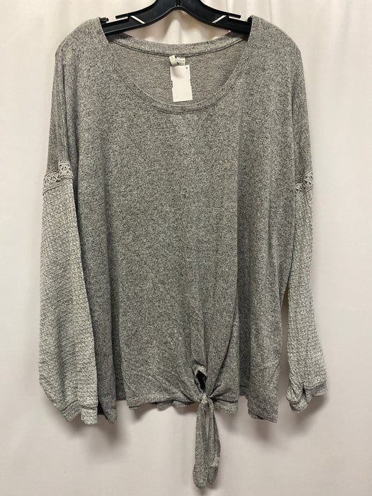 Top Long Sleeve By Cato In Grey, Size: 3x