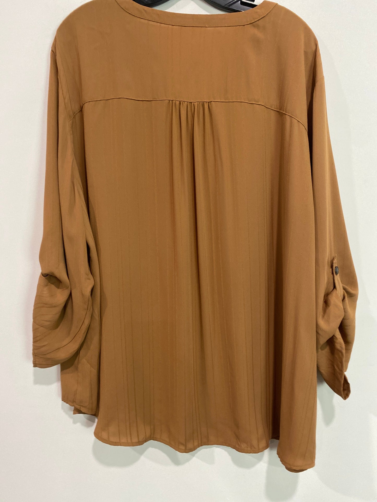 Top Long Sleeve By Maurices In Brown, Size: 3x