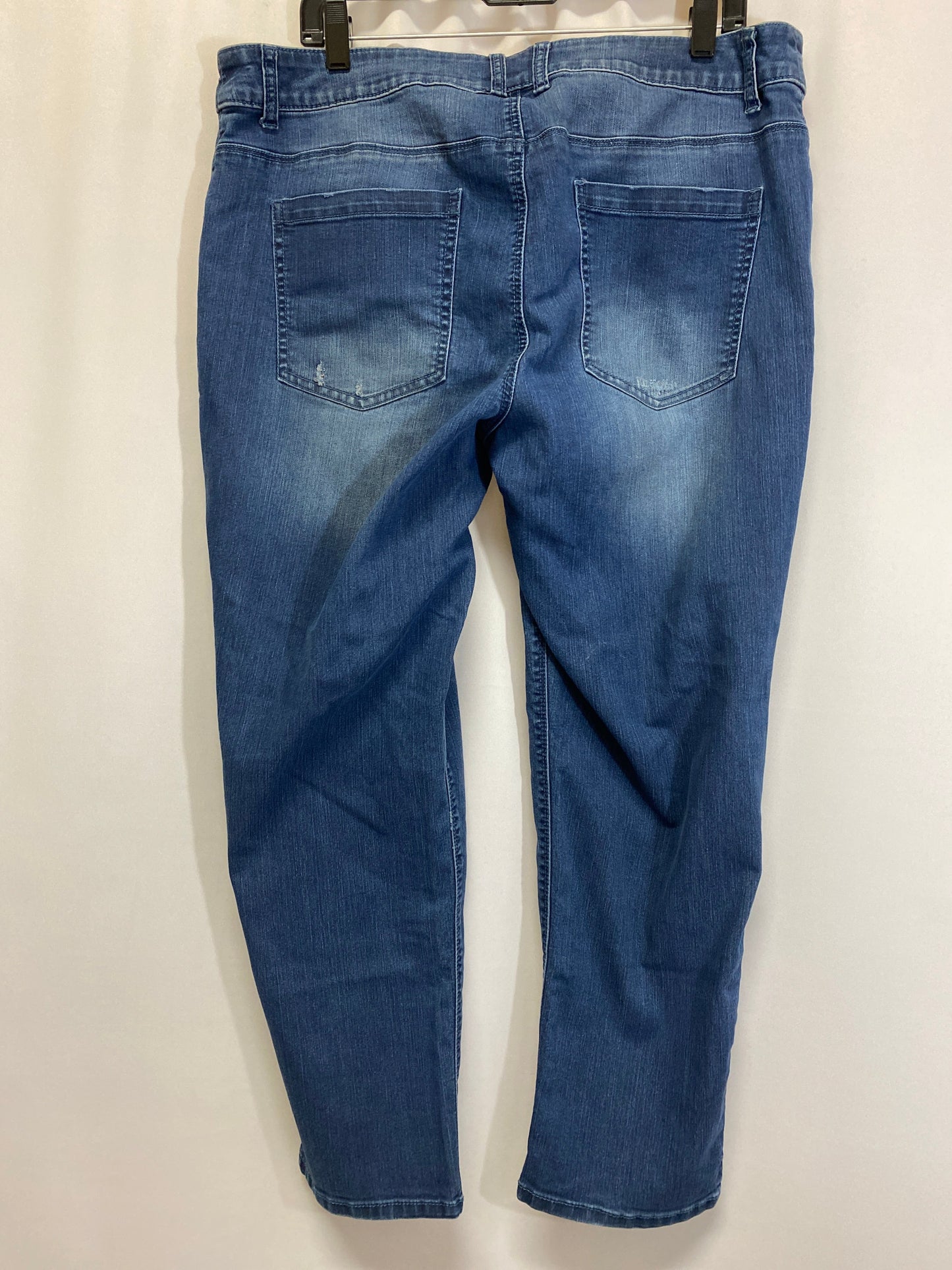 Jeans Straight By Chicos In Blue Denim, Size: 16