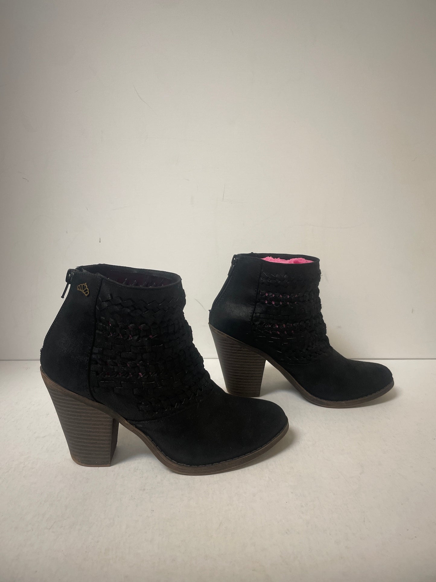 Boots Ankle Heels By Fergalicious In Black, Size: 9