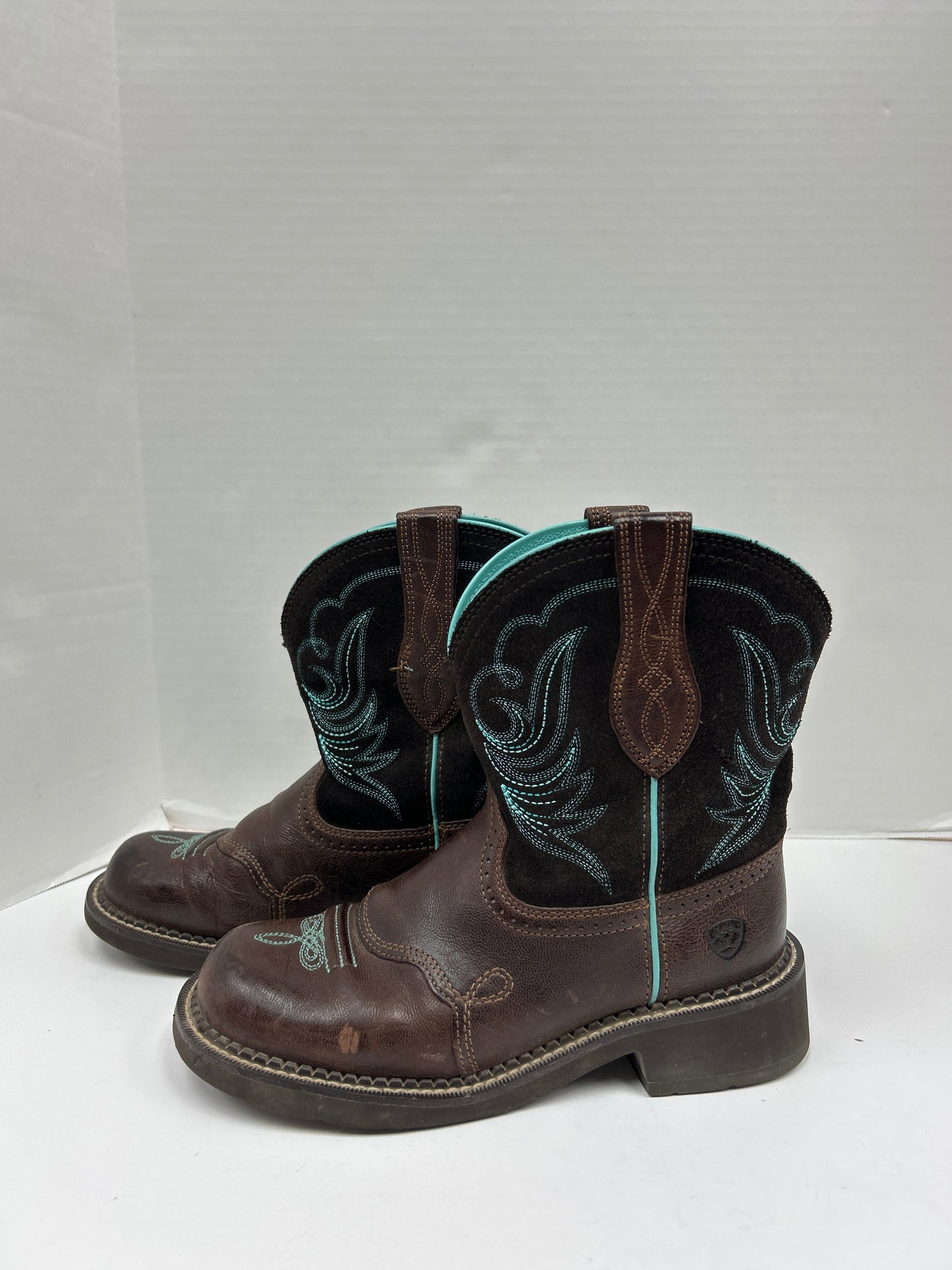 Boots Western By Ariat In Brown, Size: 8