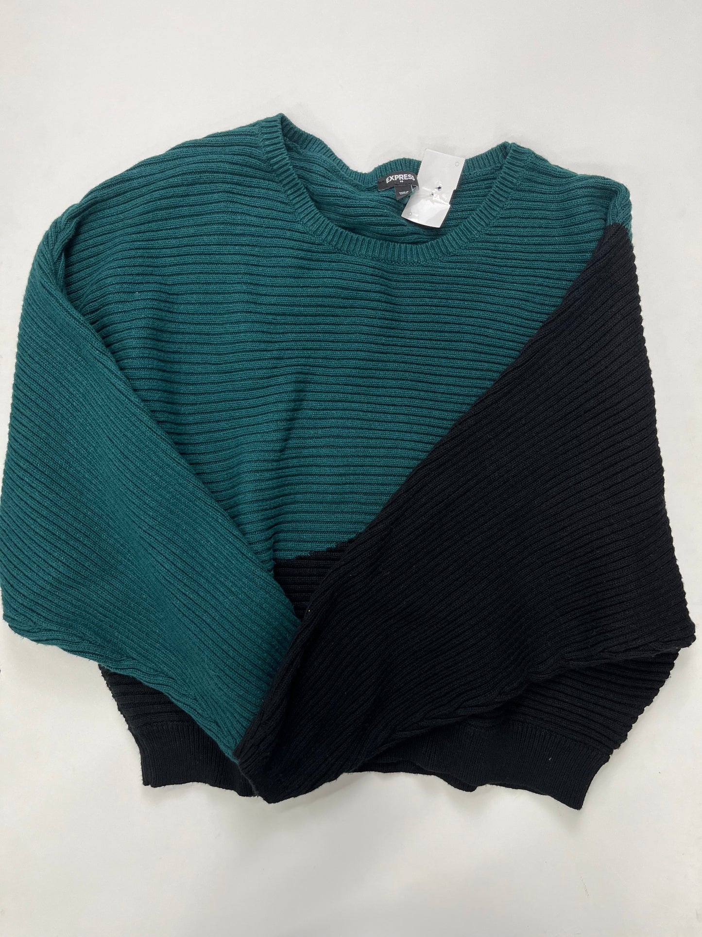 Sweater By Express  Size: L