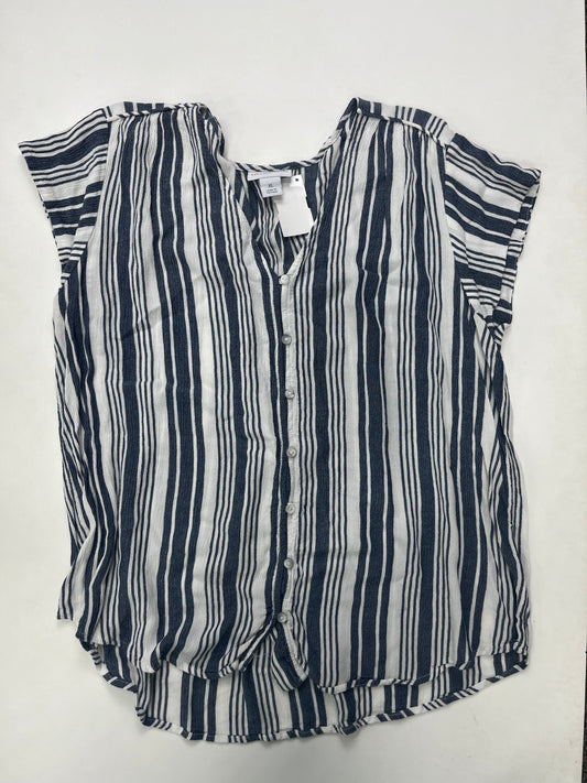 Top Short Sleeve By Liz Claiborne  Size: Xl