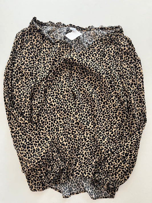 Top Long Sleeve By Old Navy In Animal Print, Size: L