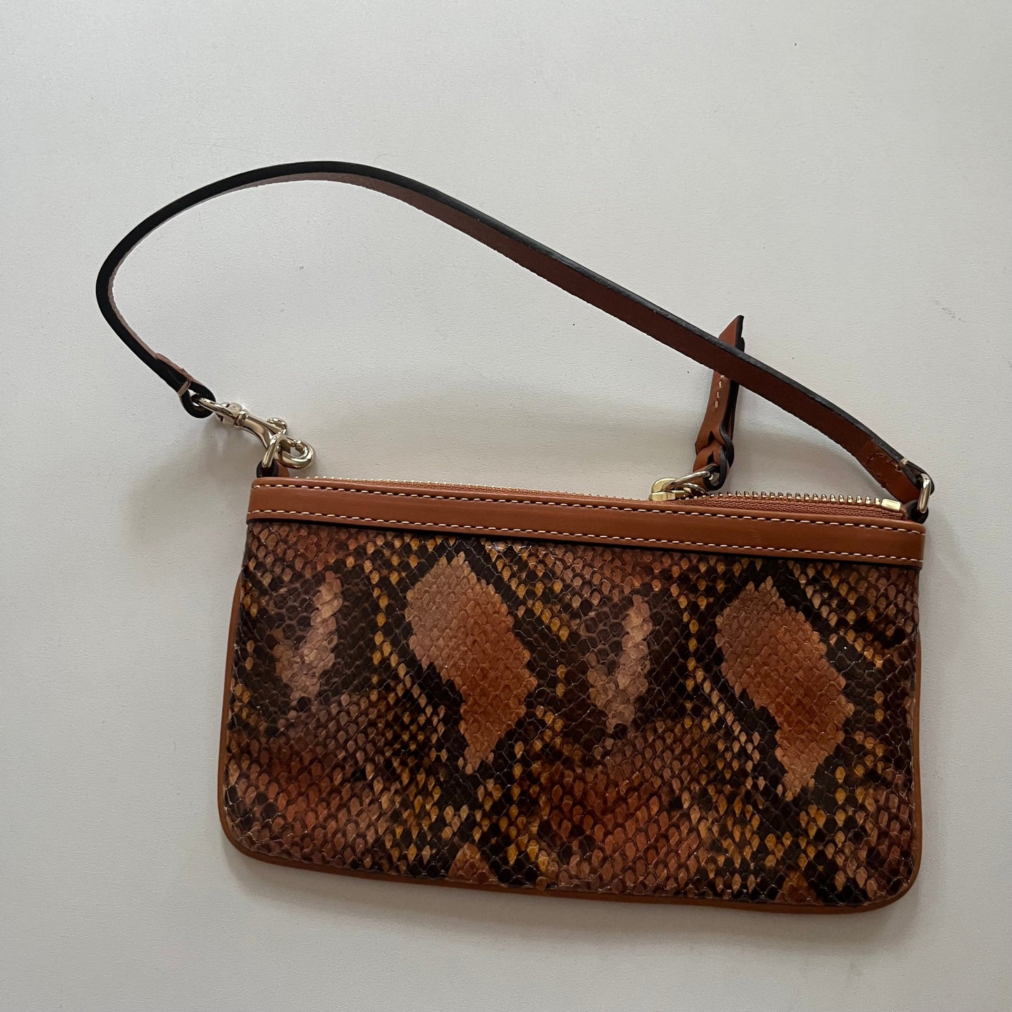 Wristlet By Dooney And Bourke, Size: Medium