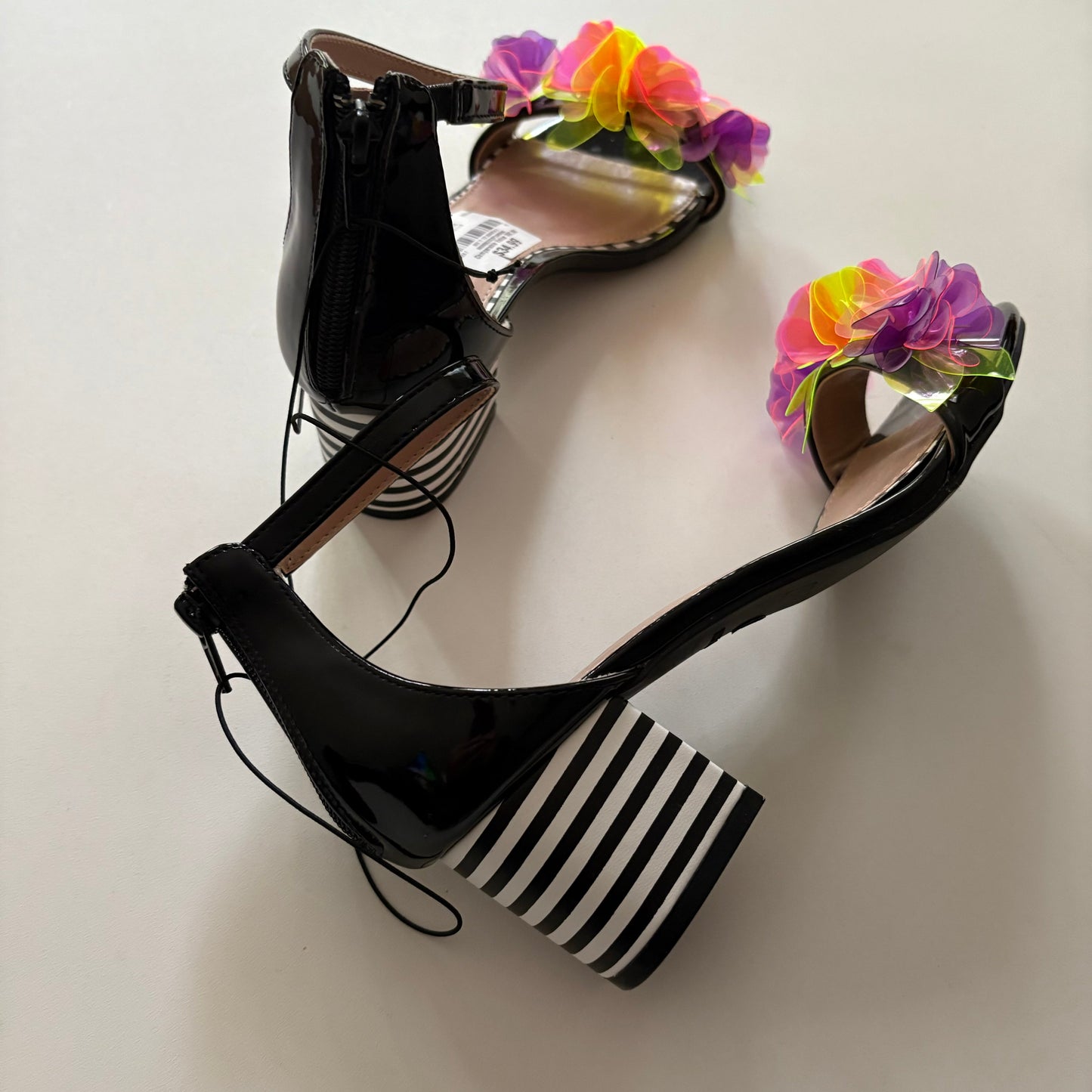 Sandals Heels Block By Betsey Johnson In Black, Size: 7