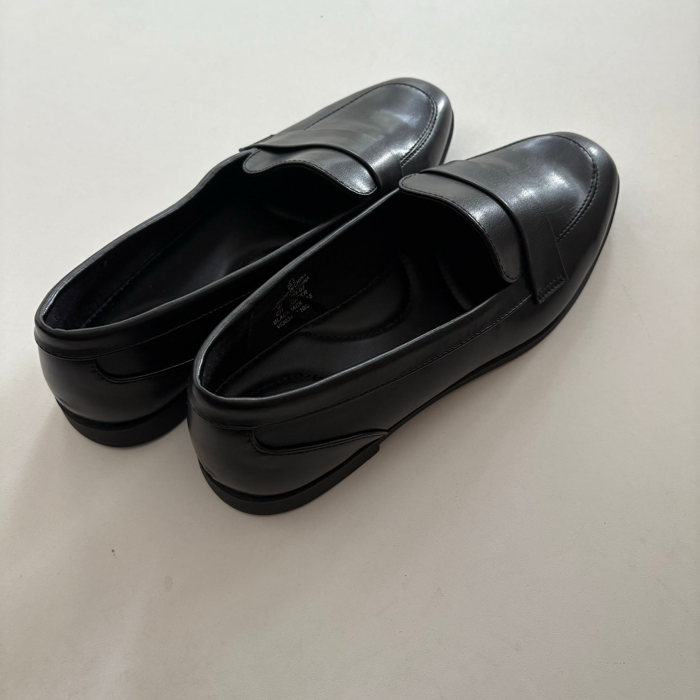 Shoes Flats By Old Navy In Black, Size: 8.5