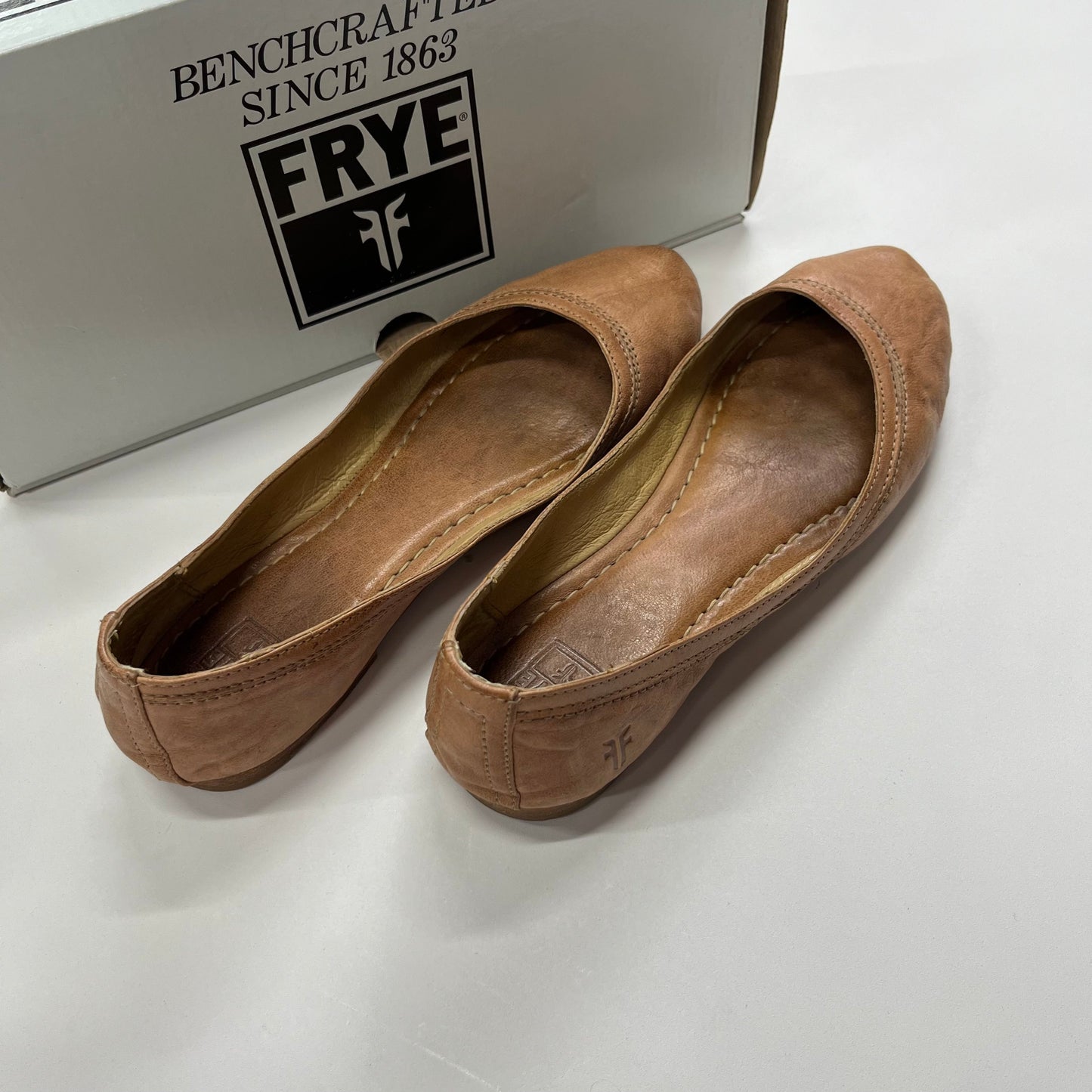 Shoes Flats Ballet By Frye  Size: 6.5