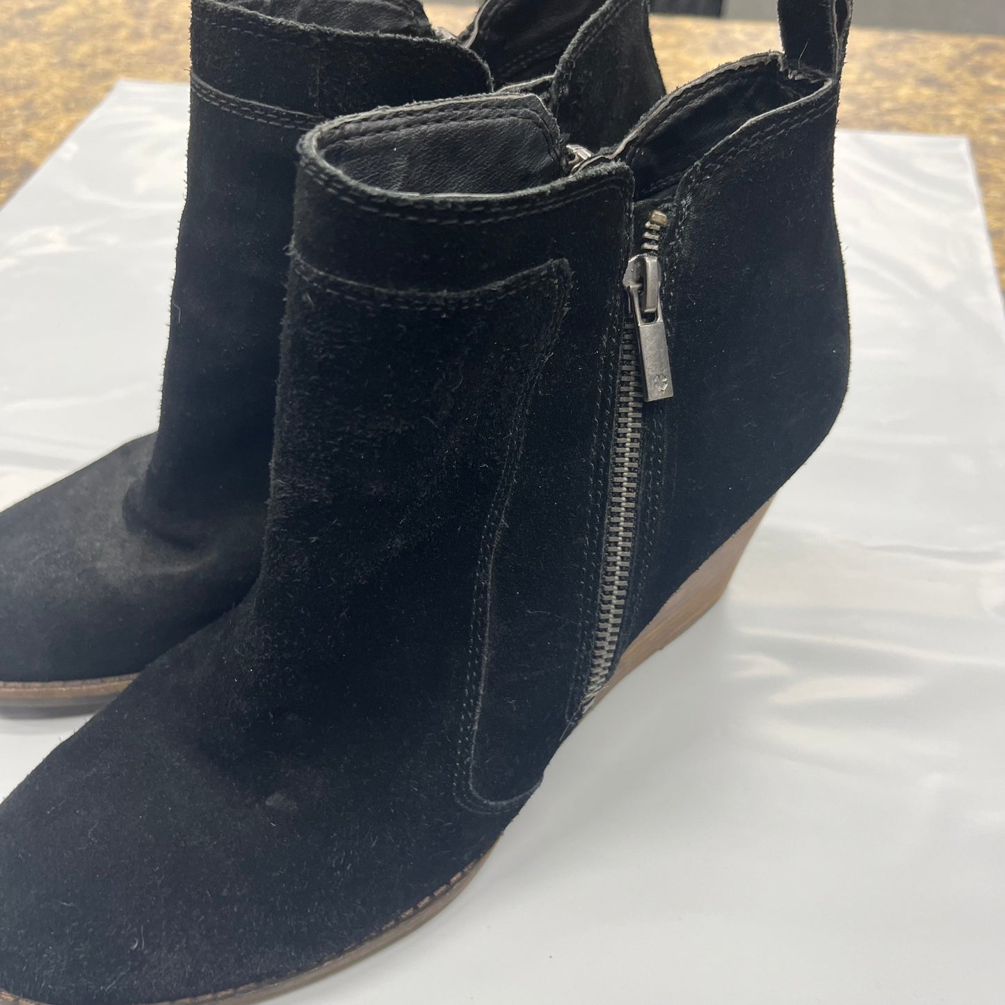 Black Shoes Heels Wedge Lucky Brand, Size 11