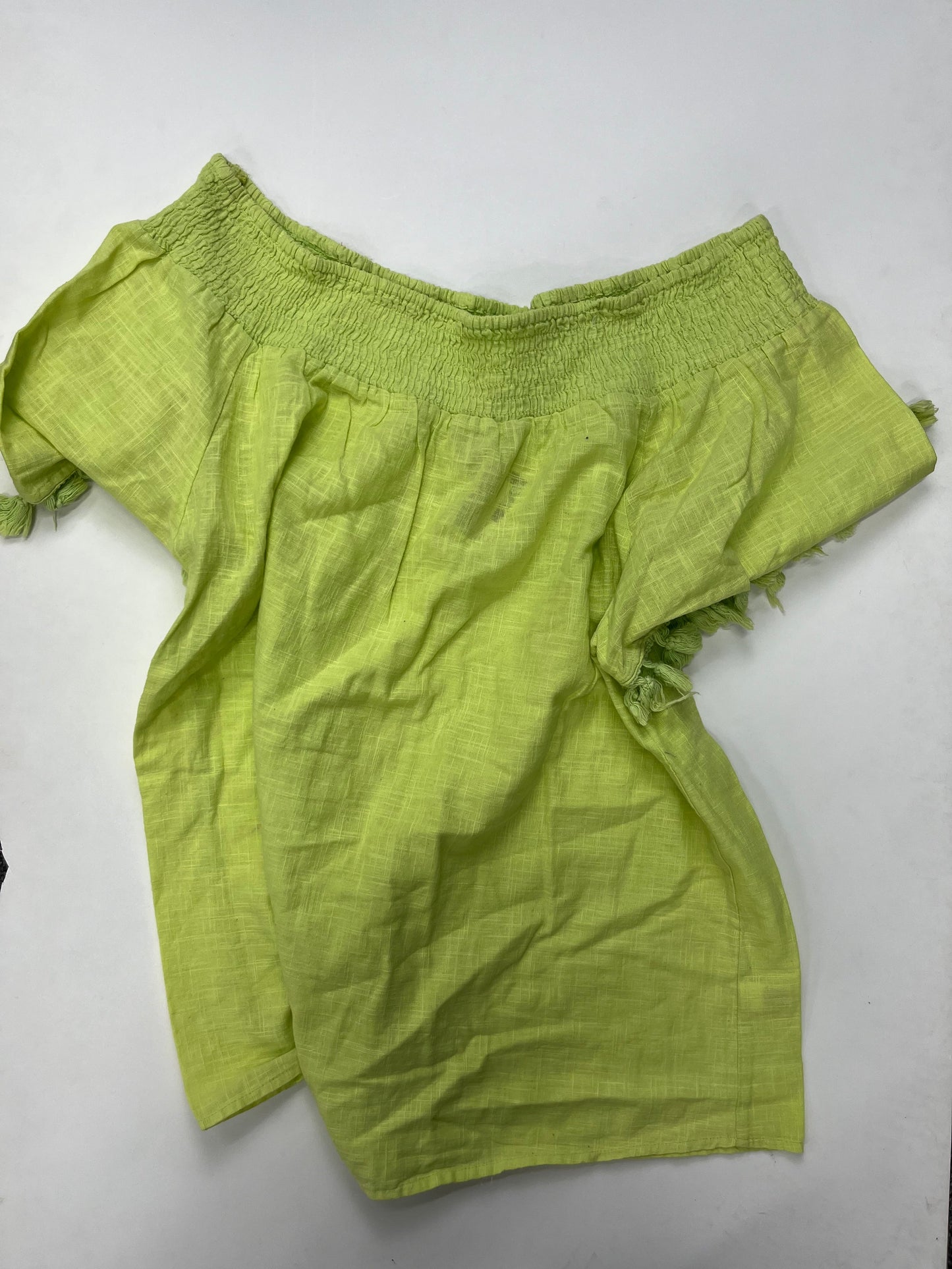 Green Top Short Sleeve Cato, Size M