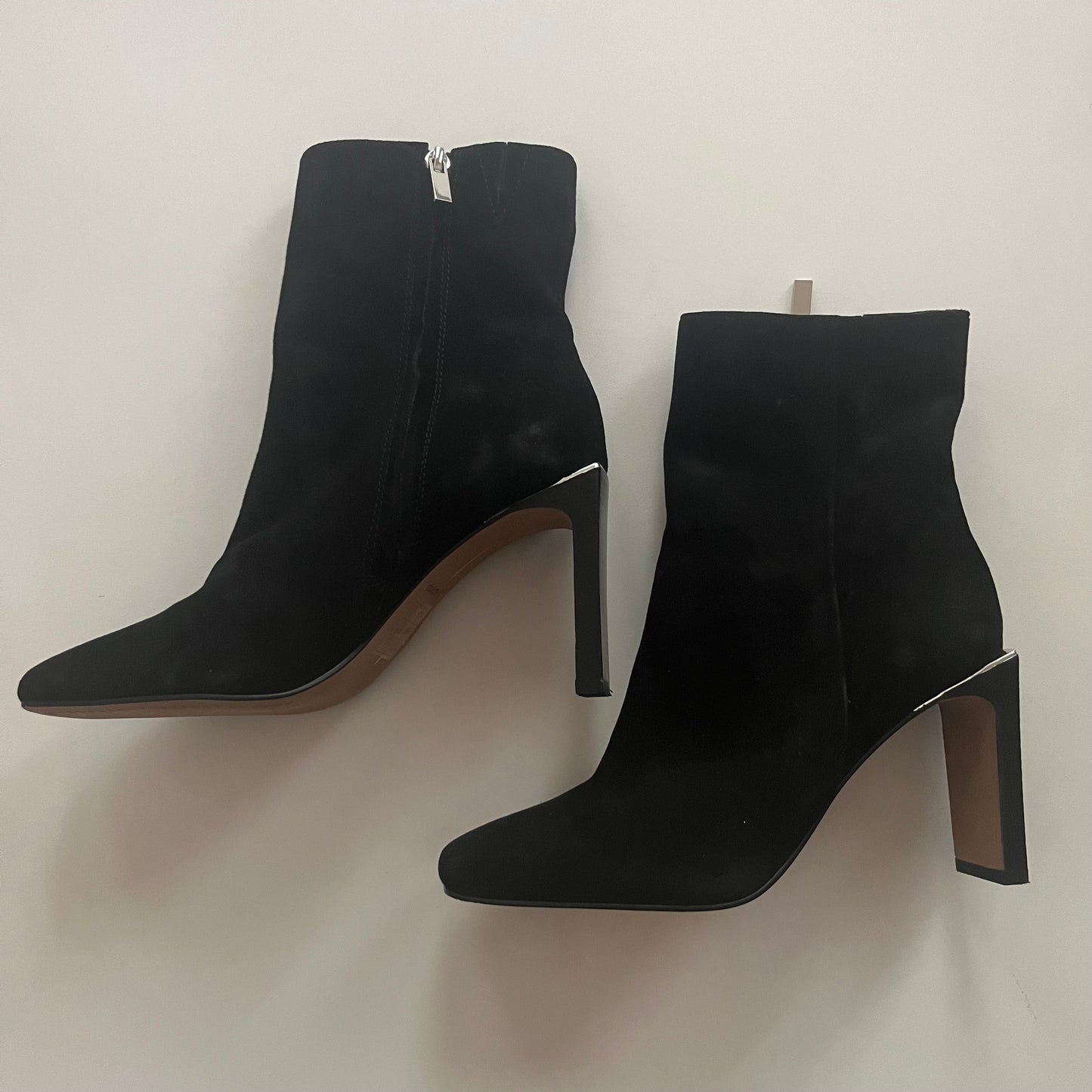 Black Boots Ankle Heels Dolce Vita, Size 6