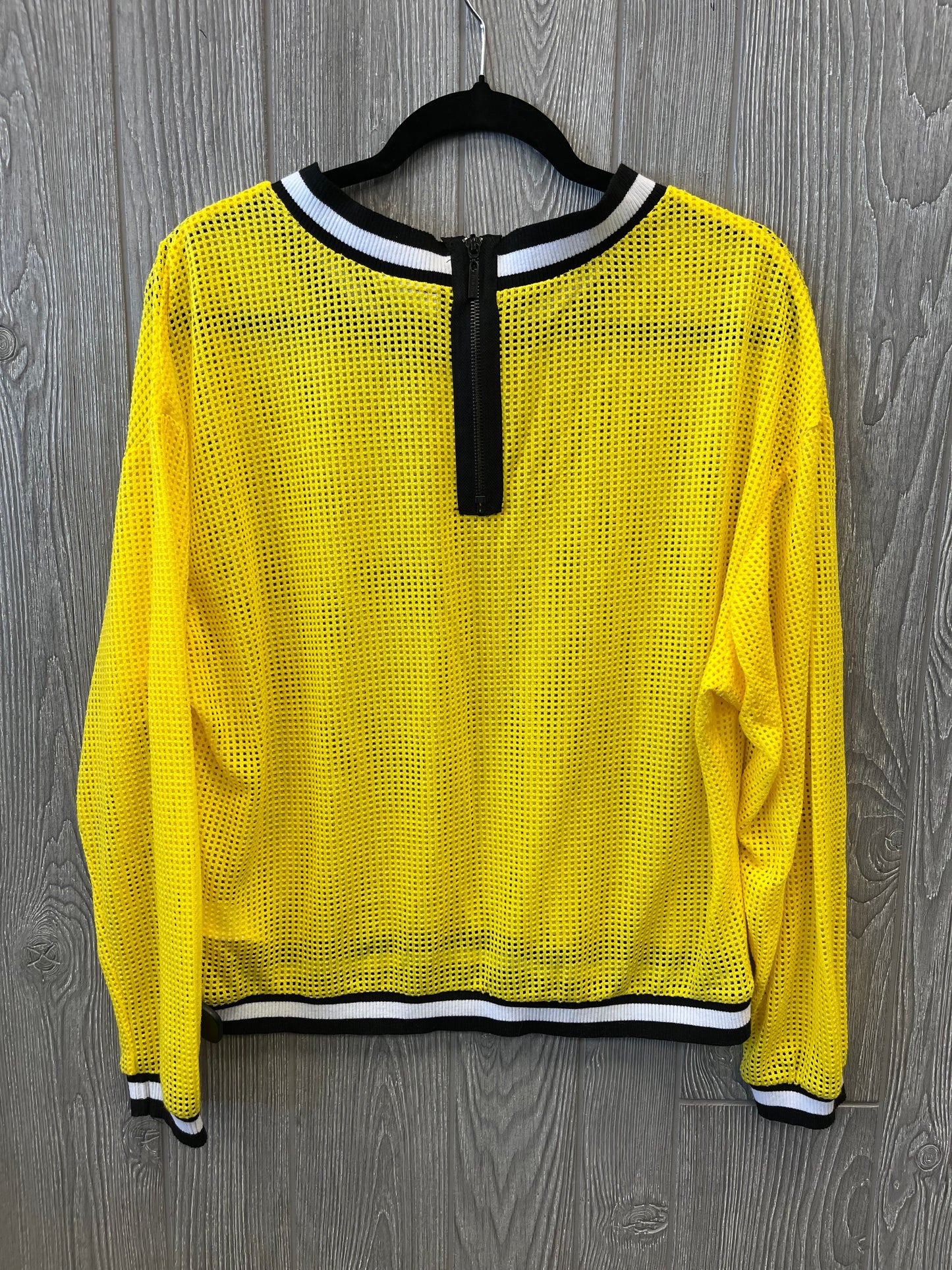 Top Long Sleeve By Bisou Bisou In Yellow, Size: L